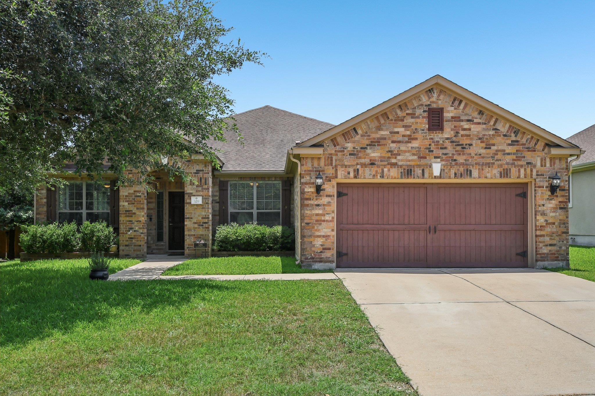 329 Island Oak DR, Austin, TX 78748
