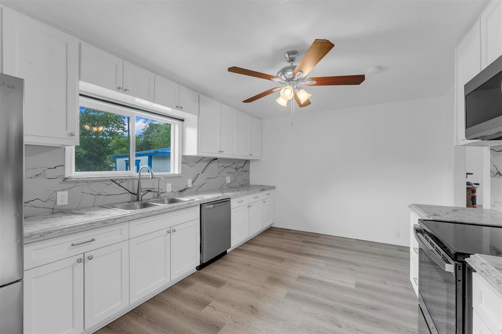 1002 S Pierce ST, Burnet, TX 78611