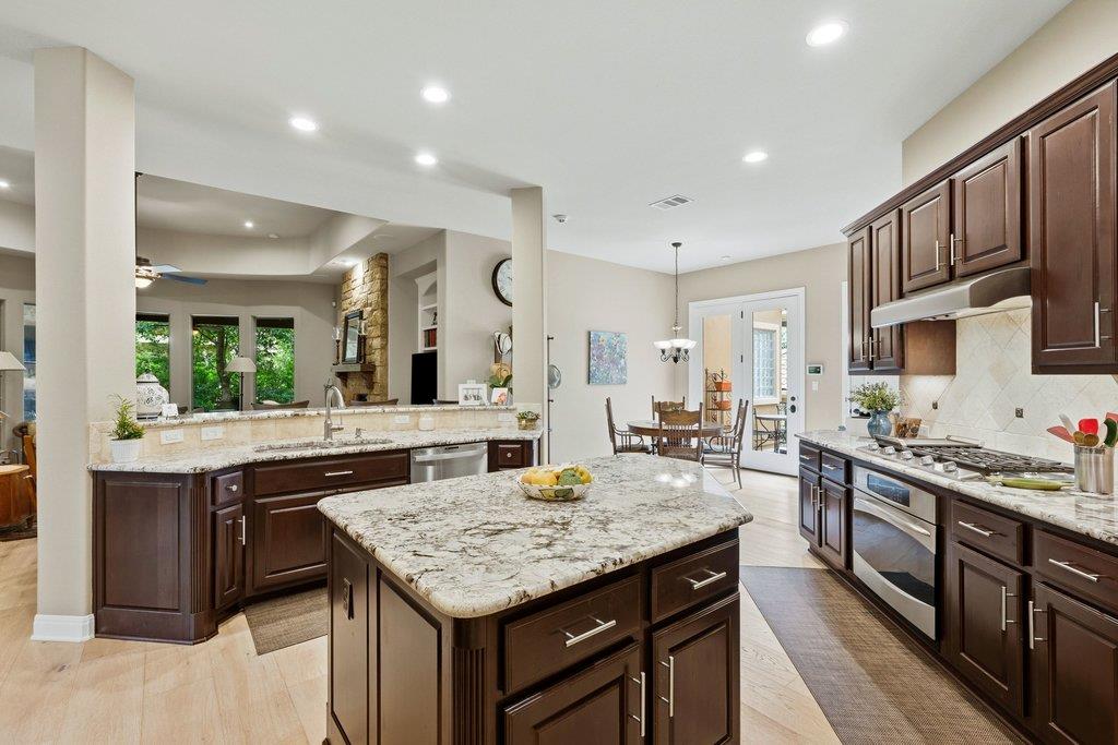 4020 Vail DV, Austin, TX 78738