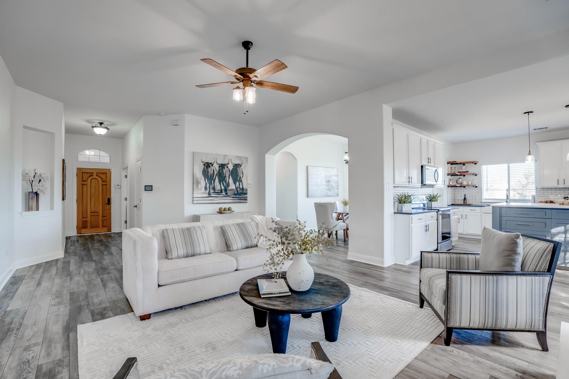 2016 Hidden Hills DR, Dripping Springs, TX 78620