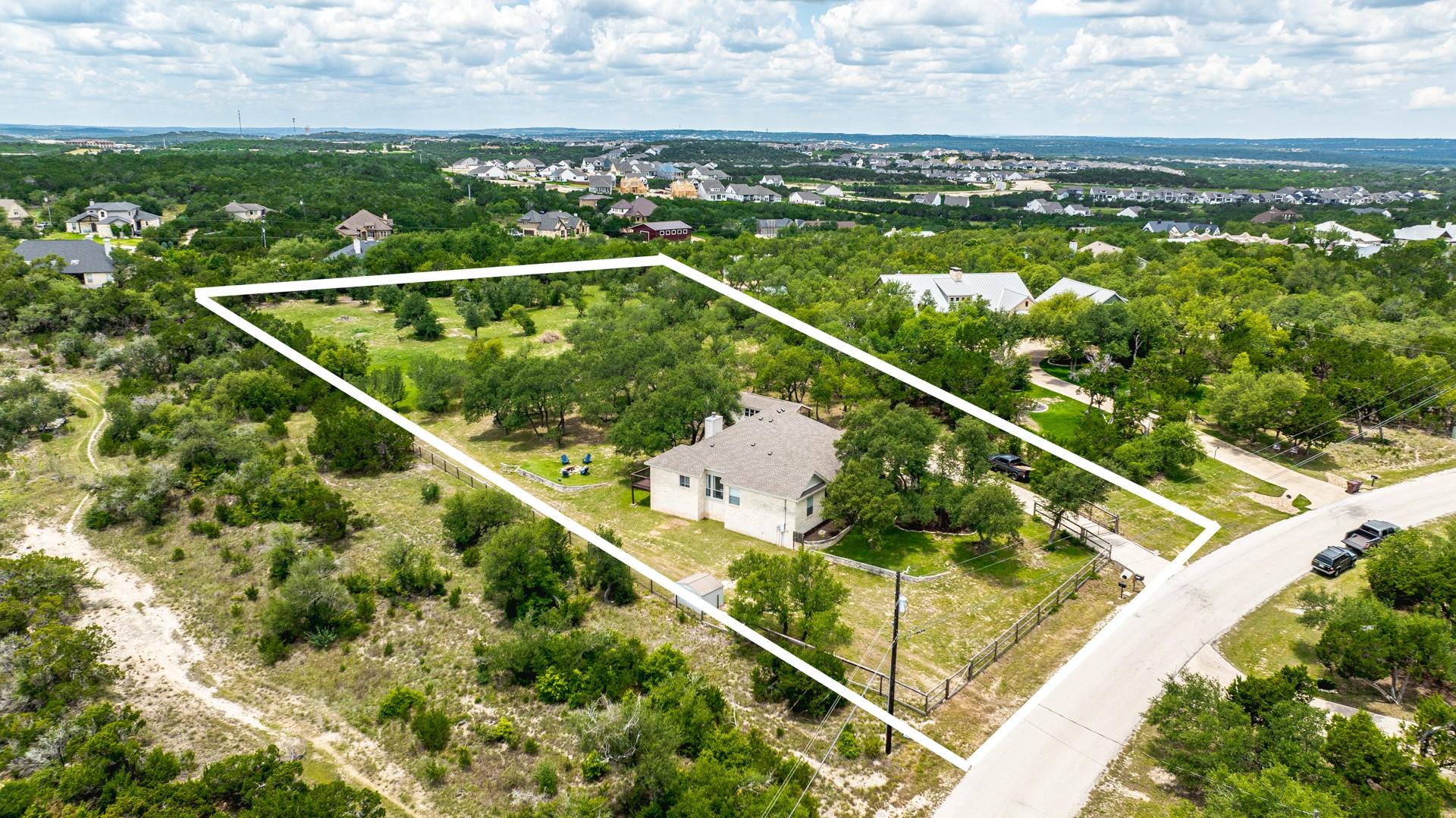 2016 Hidden Hills DR, Dripping Springs, TX 78620