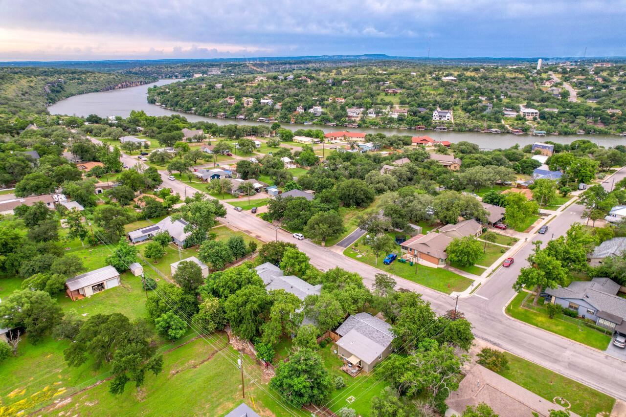 301 6th ST, Marble Falls, TX 78654