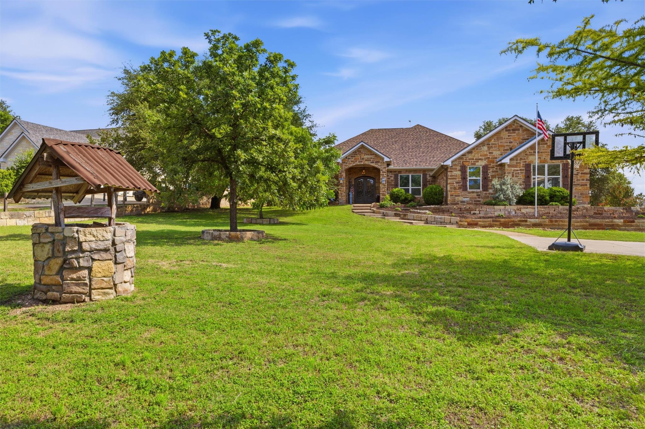 4366 Royal ST, Salado, TX 76571