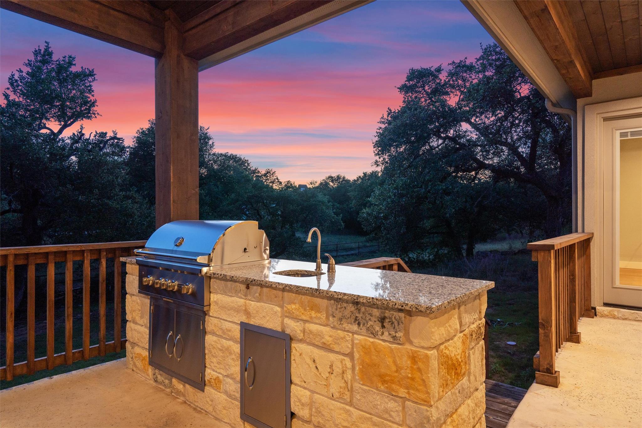 302 Highland Spring LN, Georgetown, TX 78633