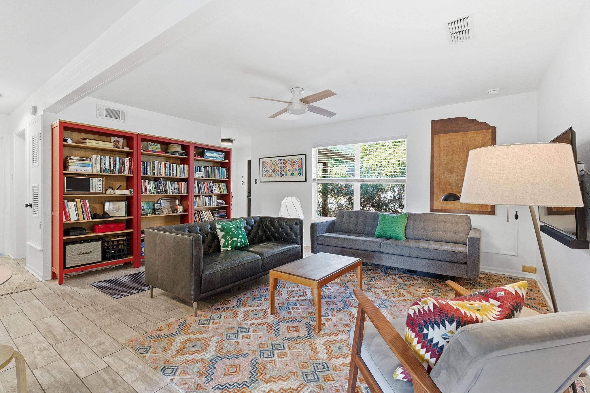 8801 Redfield LN, Austin, TX 78758