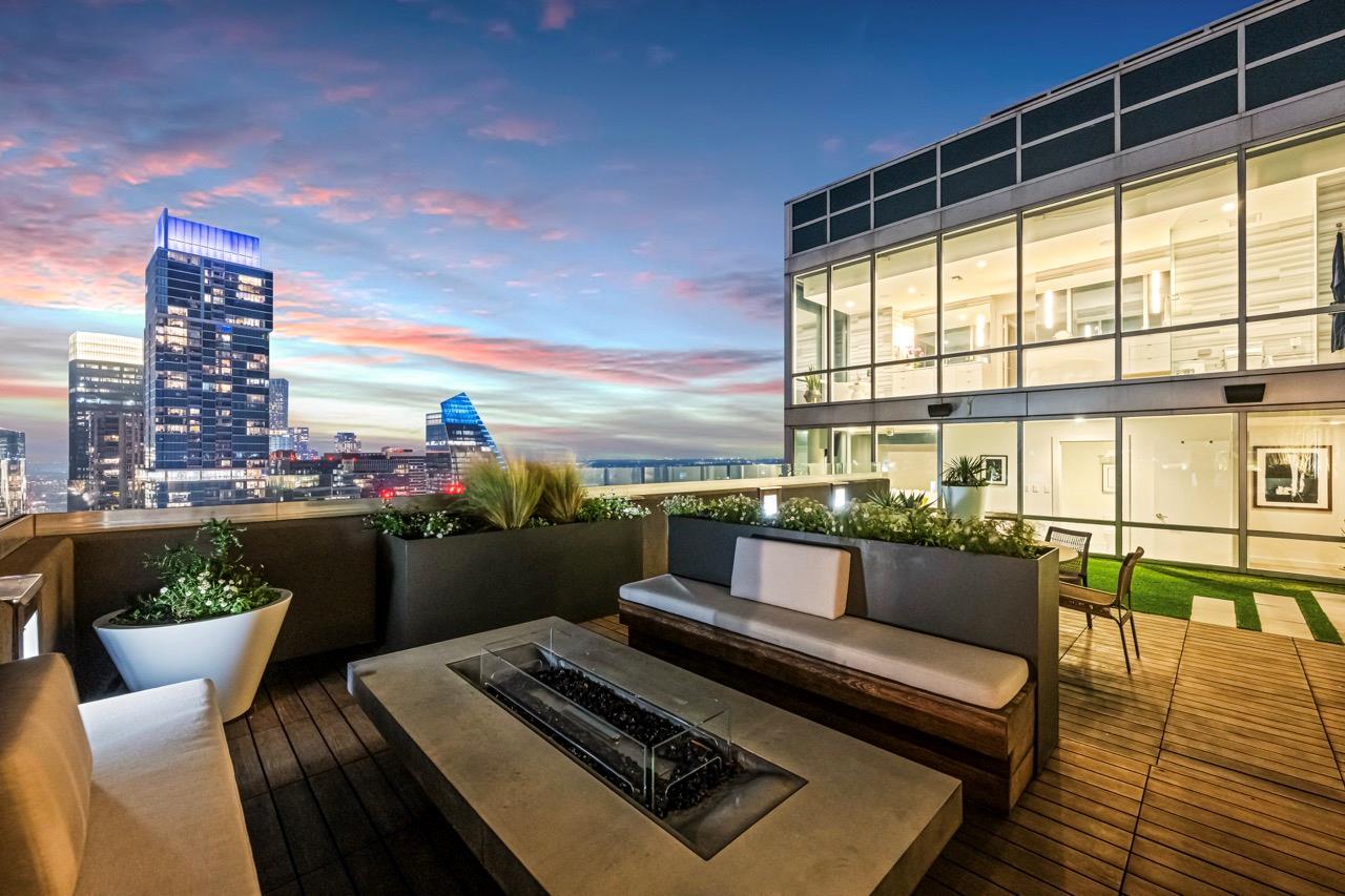 300 Bowie ST #PH2, Austin, TX 78703