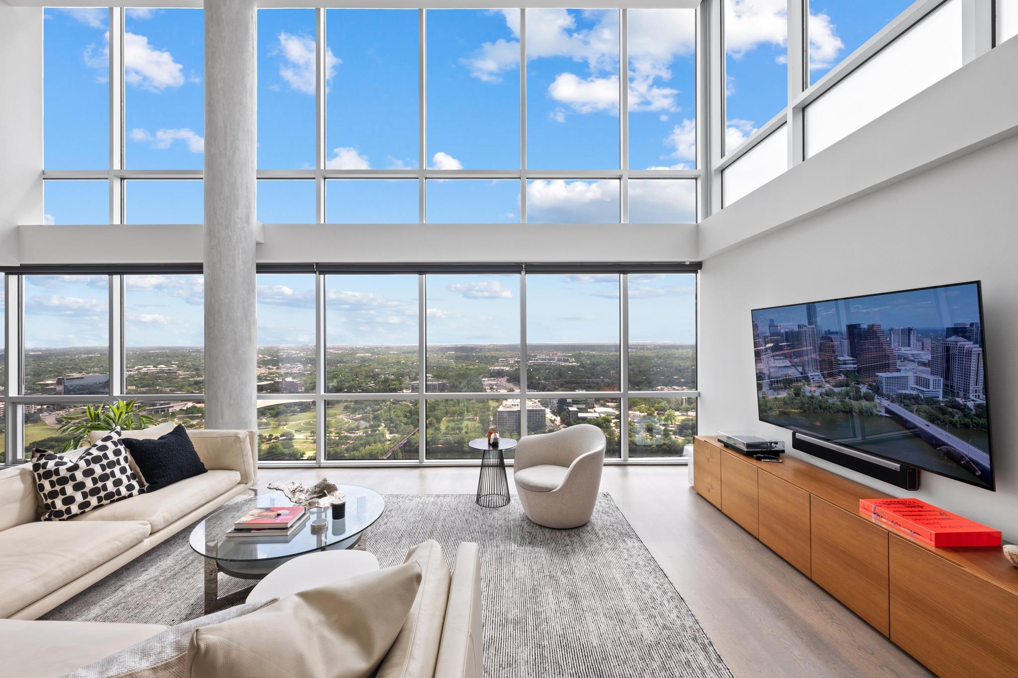 300 Bowie ST #PH2, Austin, TX 78703