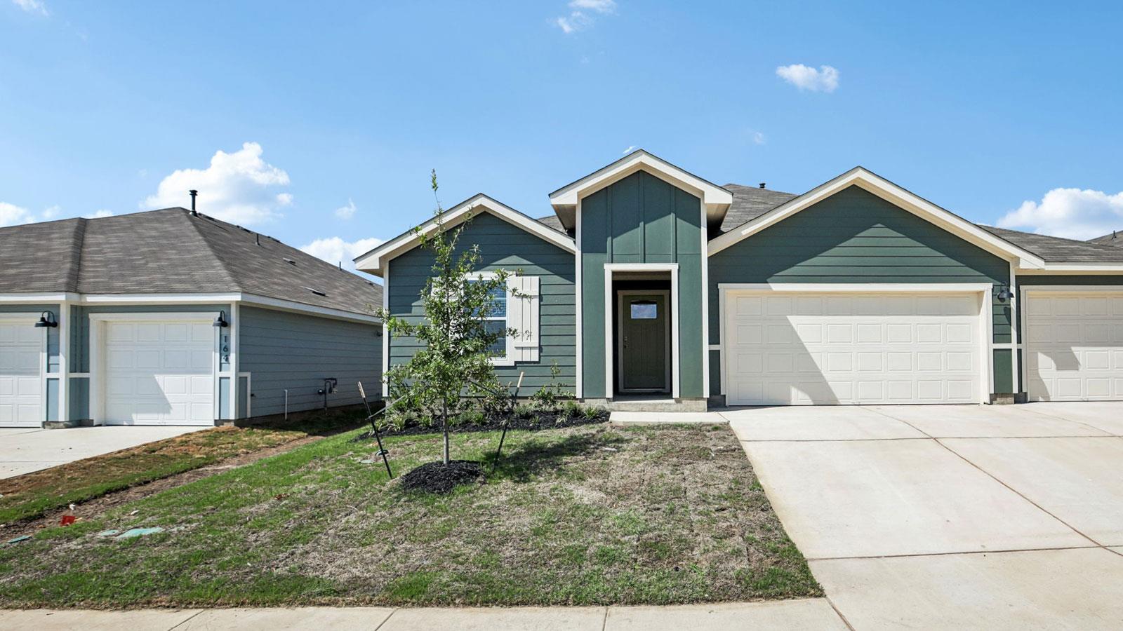 156 Gilmer LN, Buda, TX 78610