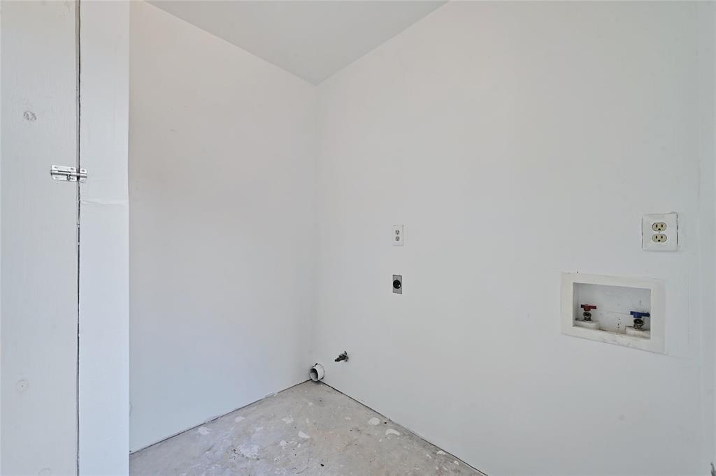 2617 Ektom DR, Austin, TX 78745