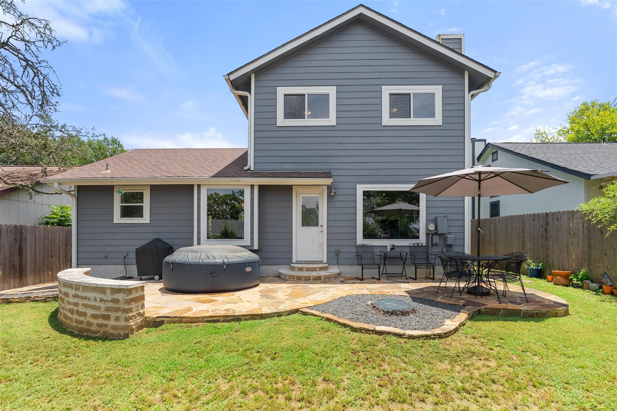 8406 Washita DR, Austin, TX 78749