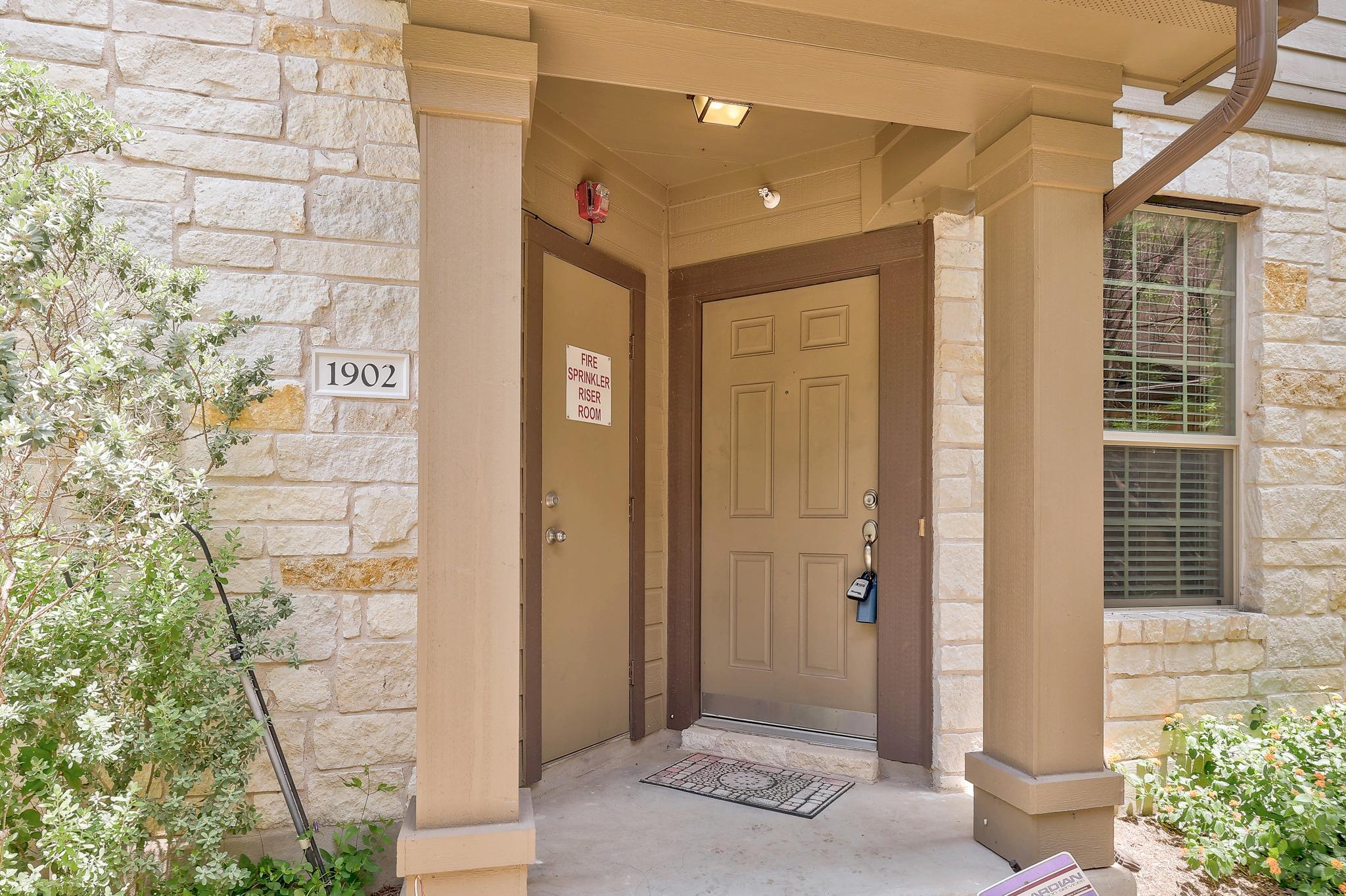 1310 Parmer LN #1902, Austin, TX 78727