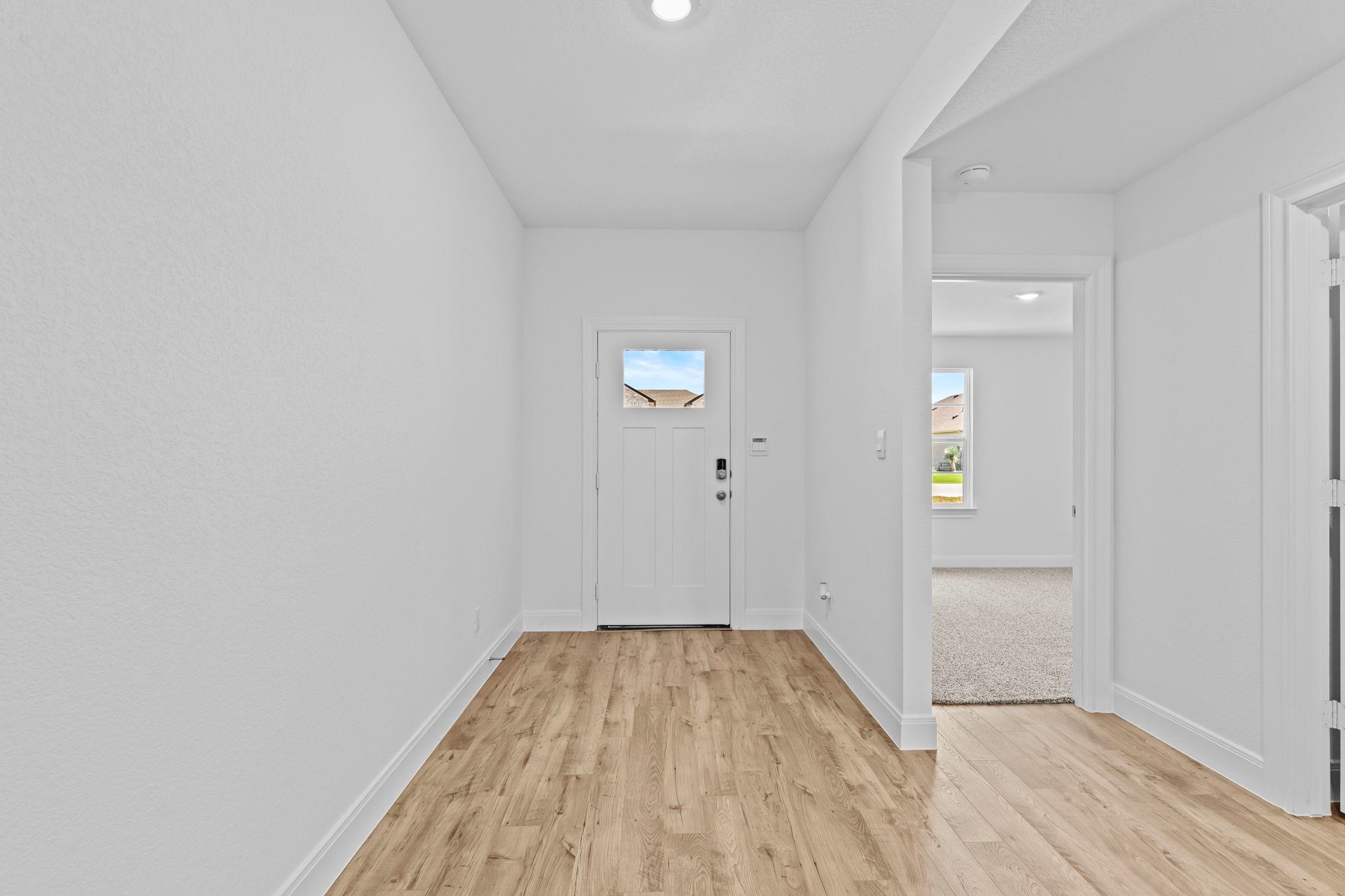 127 Union Pacific DR, Cedar Creek, TX 78612