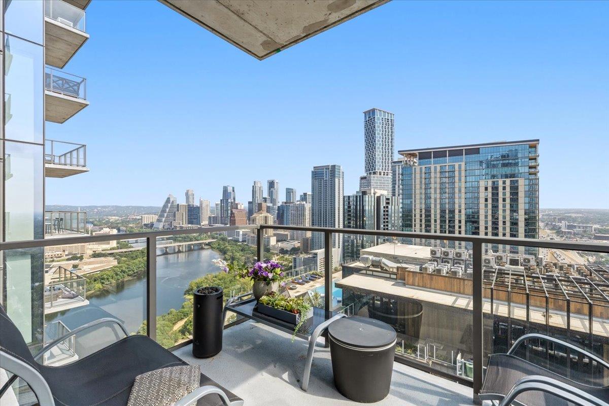 44 East Ave #3304, Austin, TX 78701
