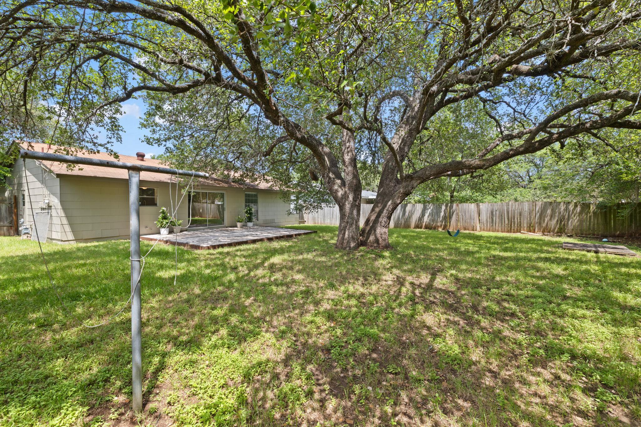 2015 Fair Oaks DR, Austin, TX 78745