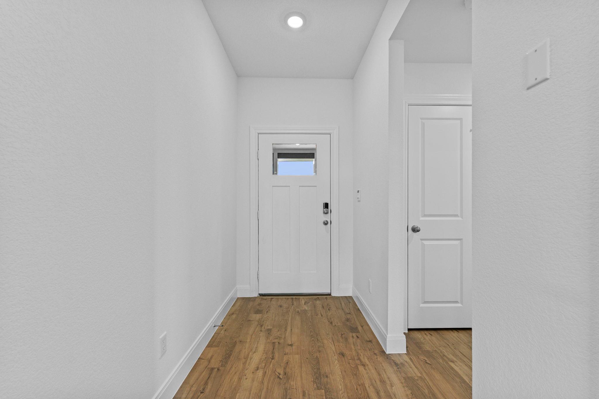 119 Union Pacific DR, Cedar Creek, TX 78612
