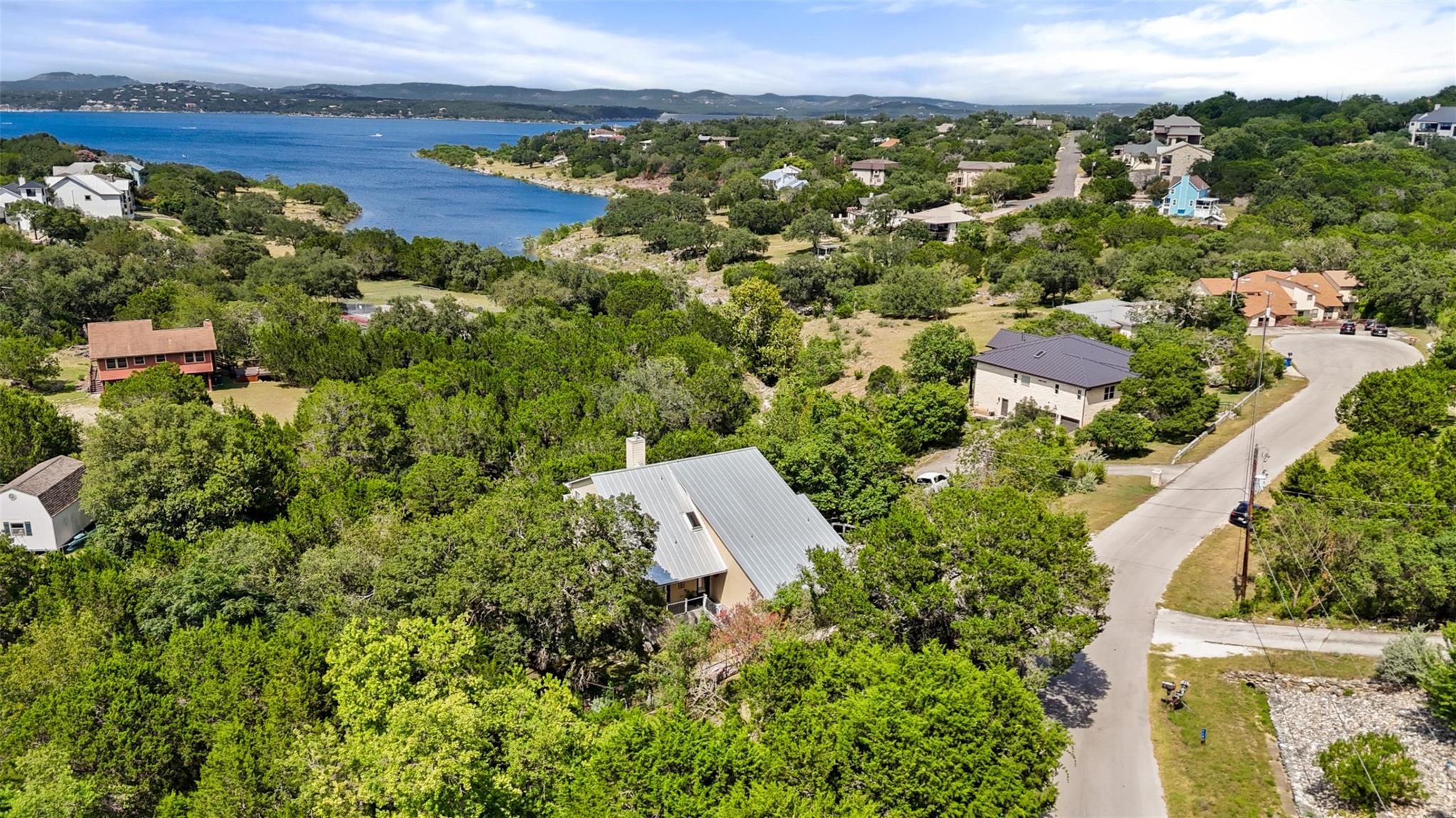 971 Barbara DR, Canyon Lake, TX 78133