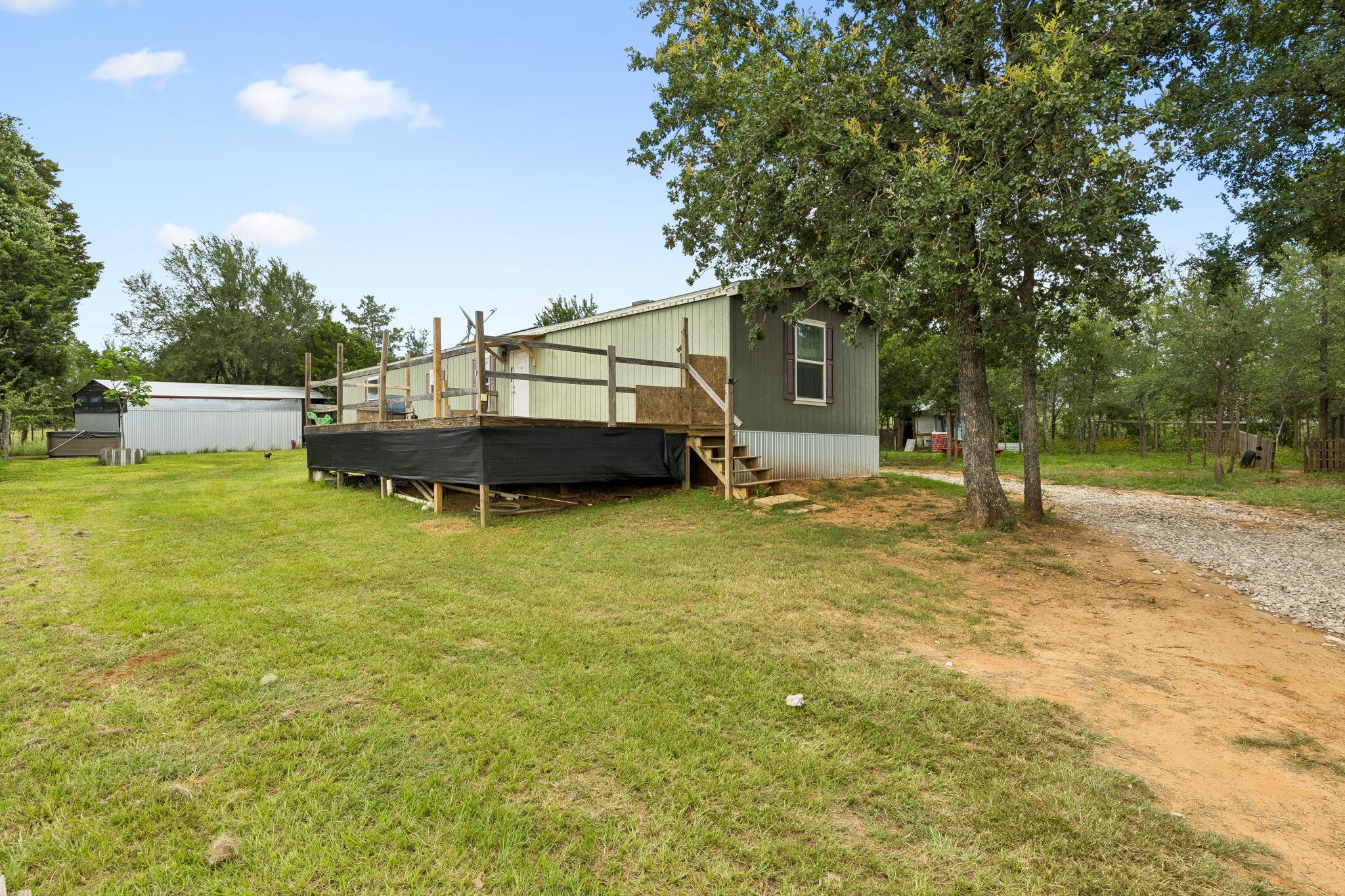 253 N County Line RD #C, Elgin, TX 78621