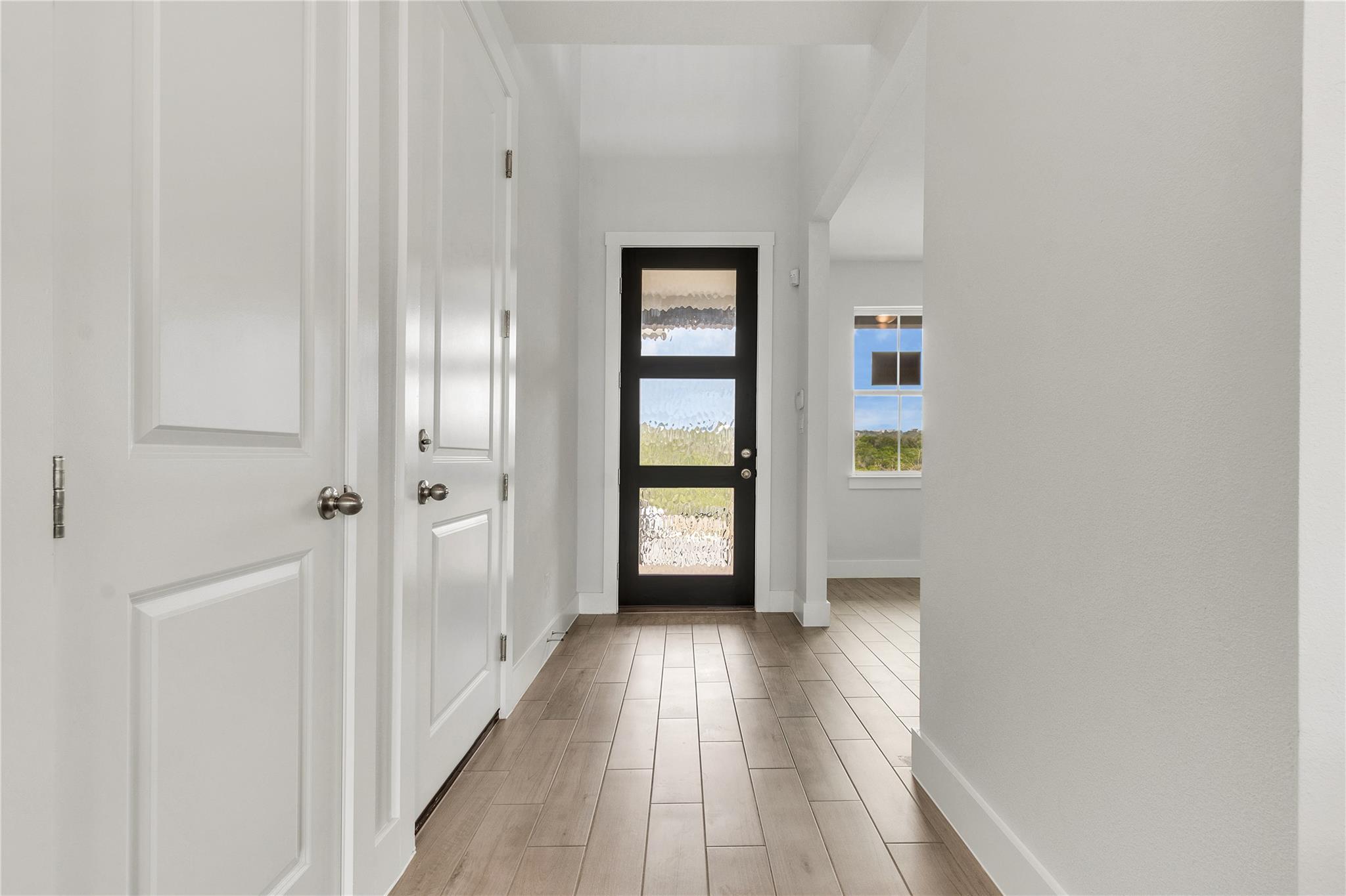 8500 Red Bottle Brush RD, Lago Vista, TX 78645