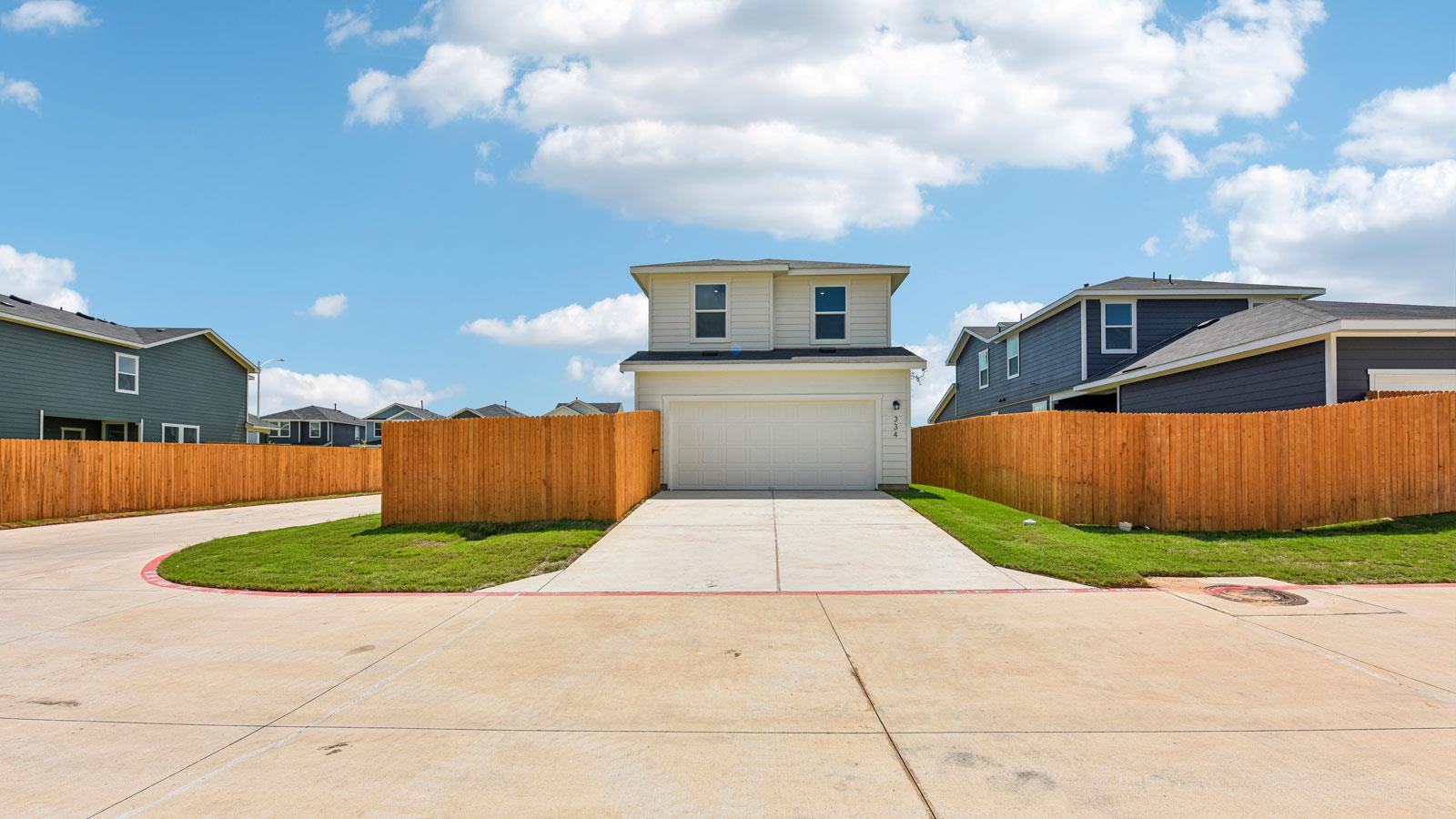 334 George Neggan LN, Bastrop, TX 78602