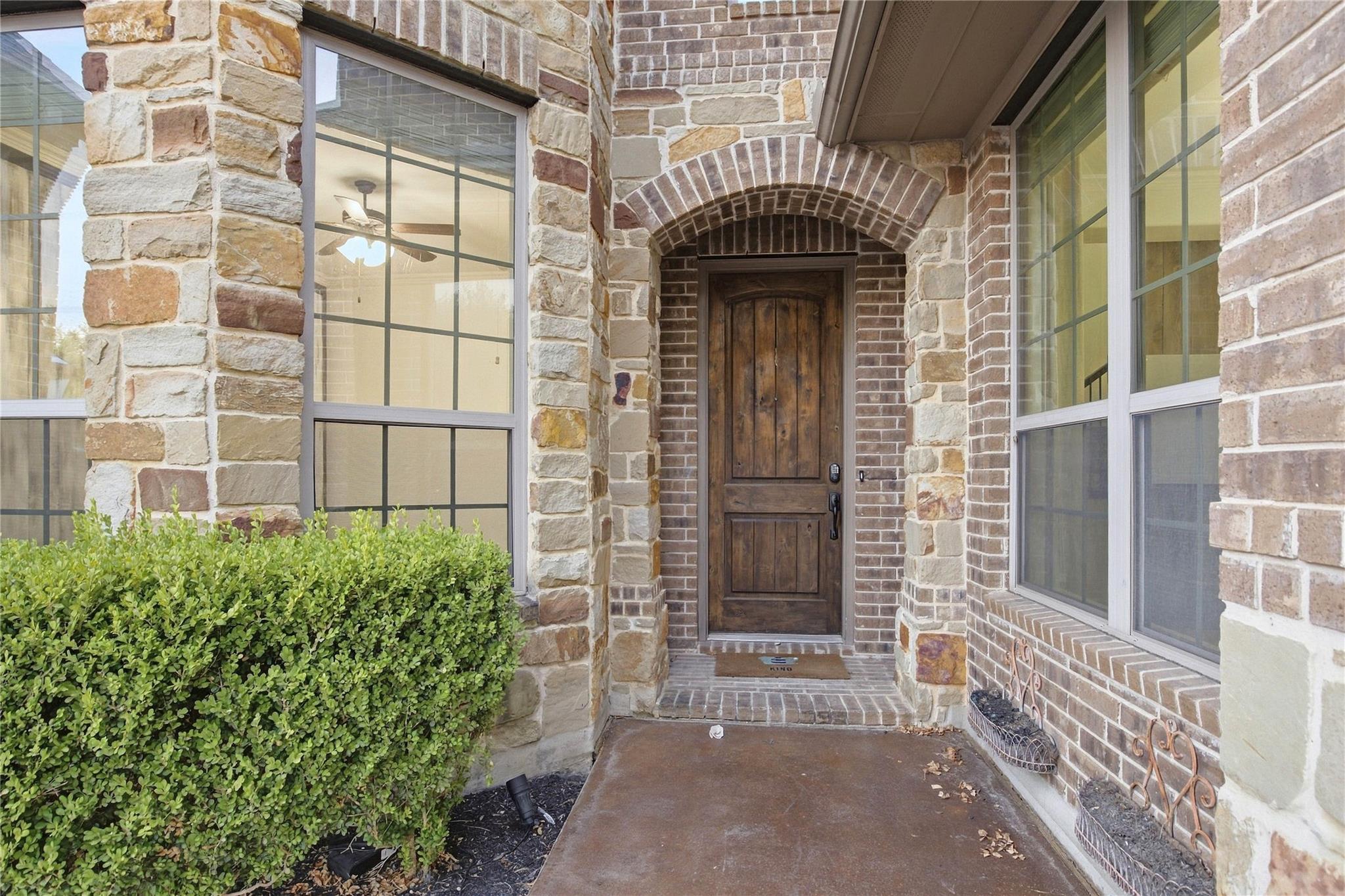208 Mirafield LN, Austin, TX 78737