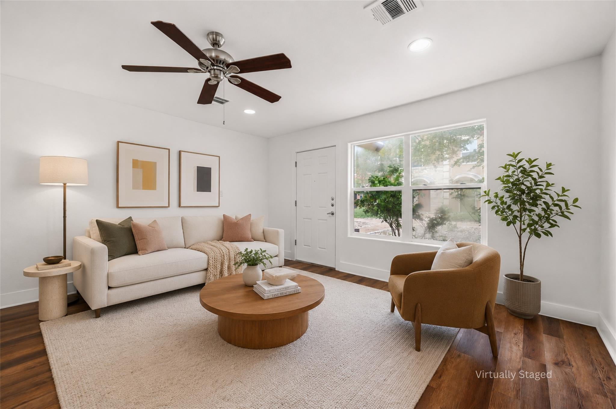 1101 Grove BLVD #208, Austin, TX 78741