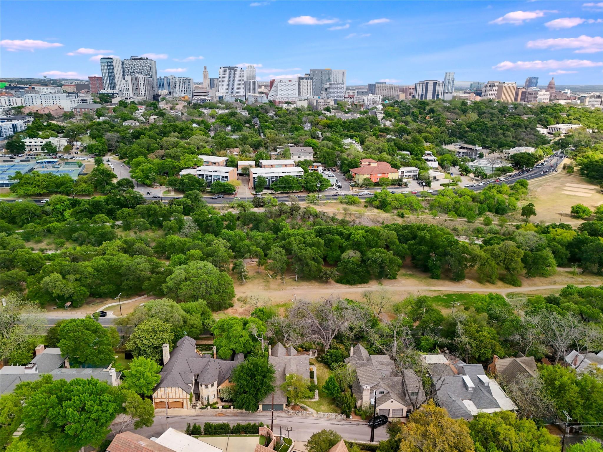 2206 Parkway, Austin, TX 78703