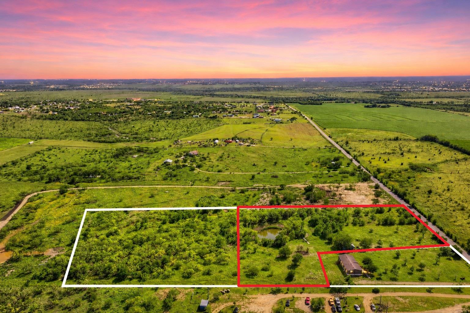 401 Graef B RD, Kyle, TX 78640