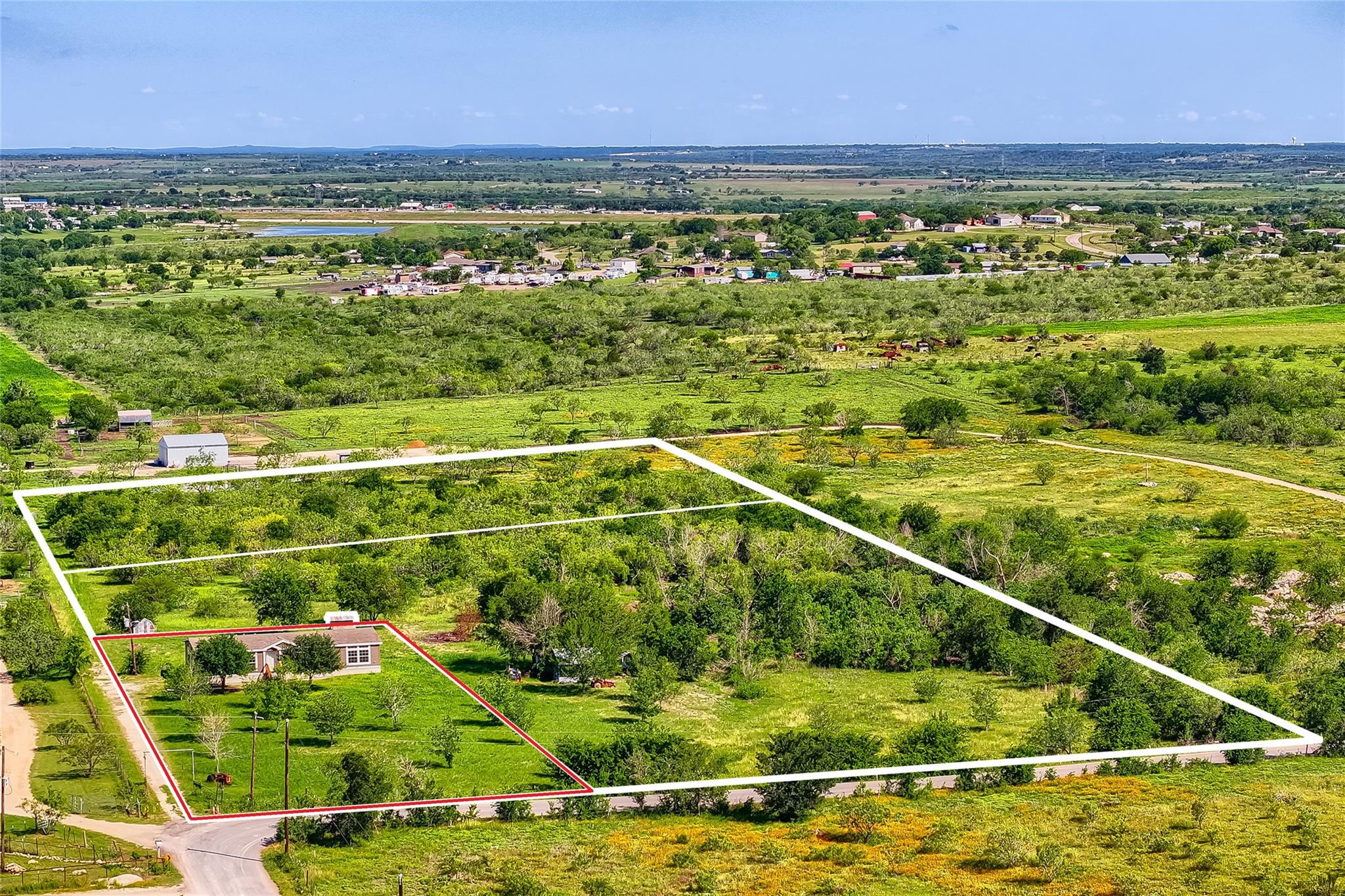 401 Graef A RD, Kyle, TX 78640