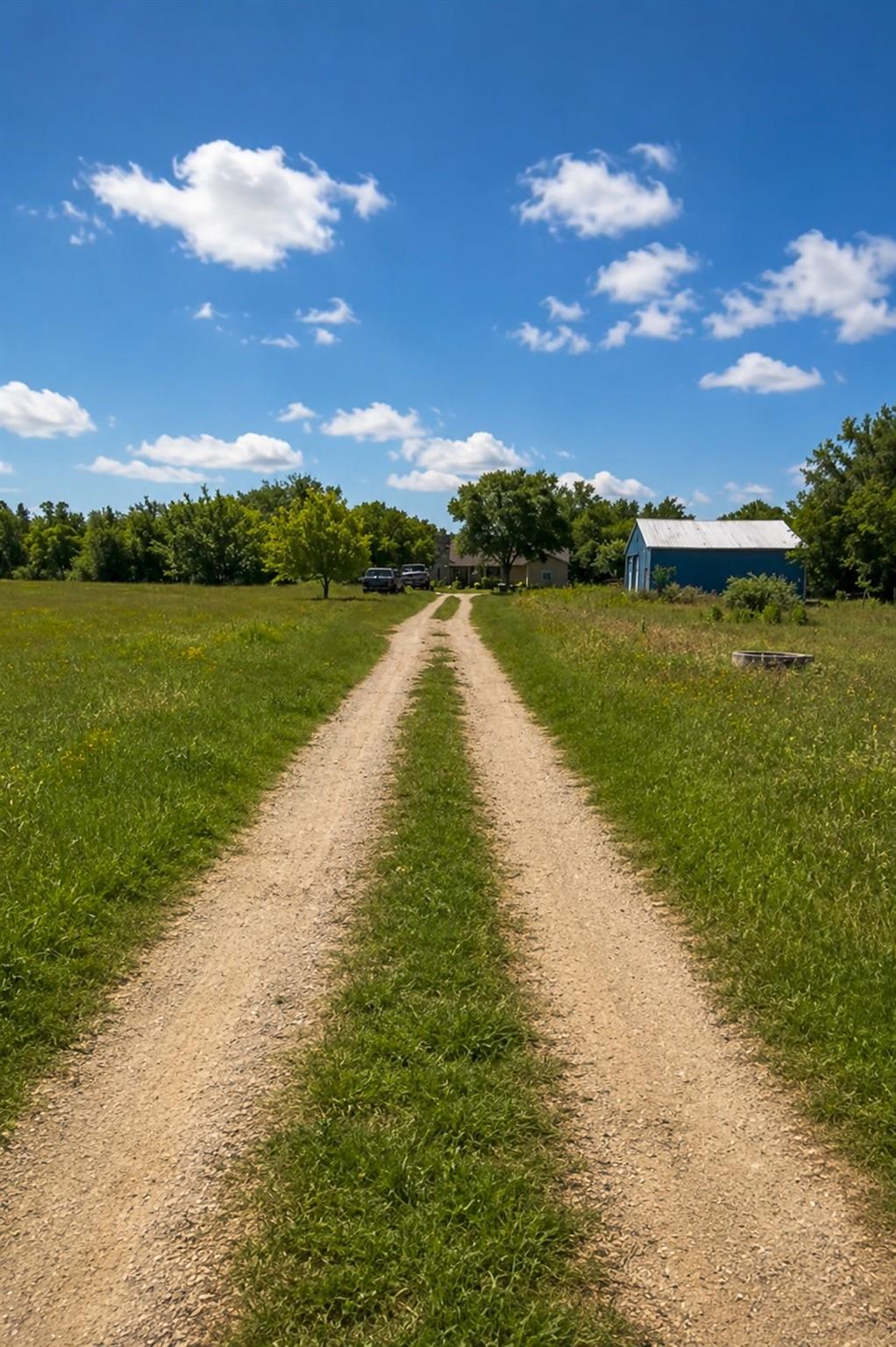 3951 Fm 970, Florence, TX 76527