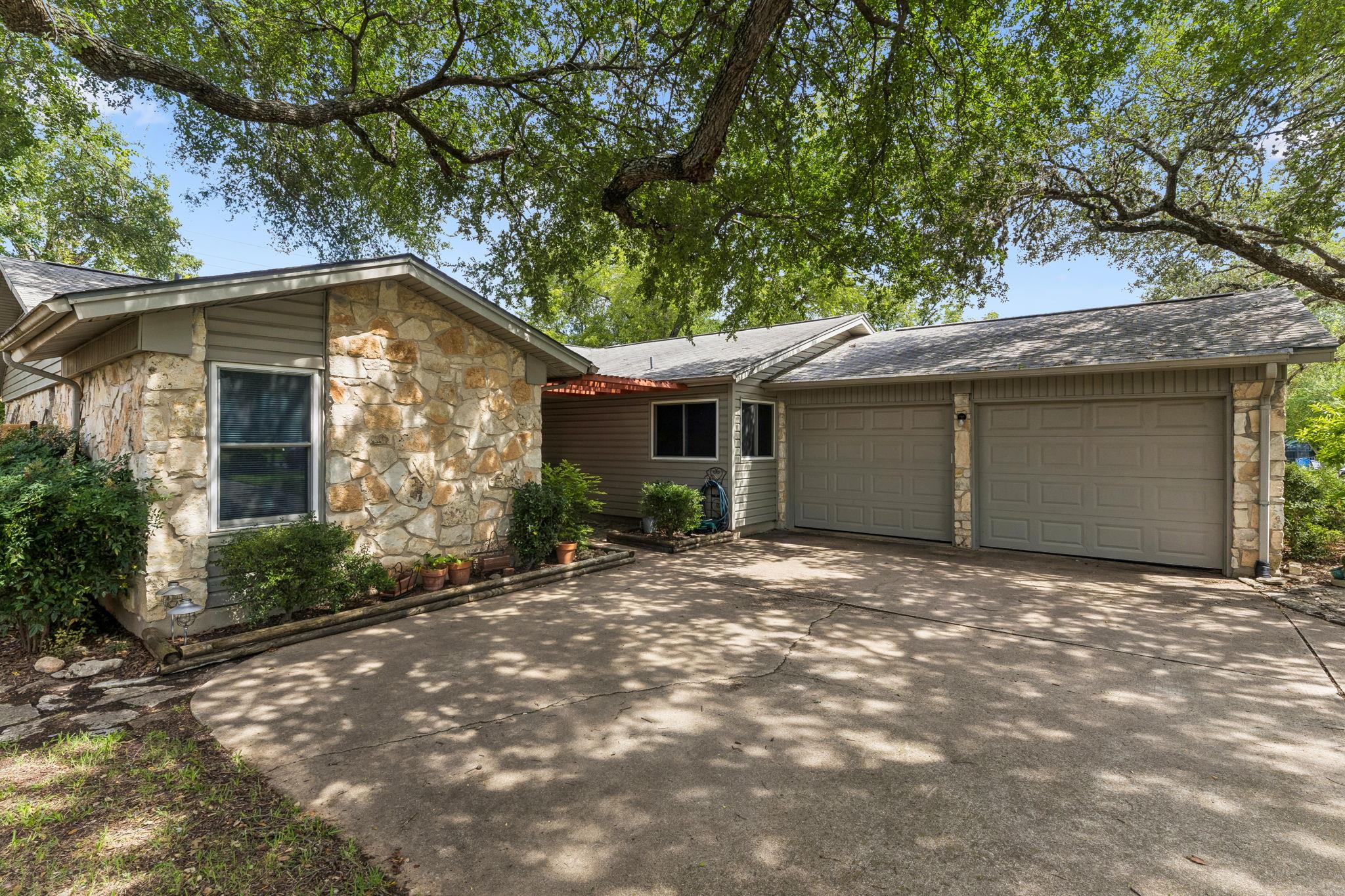 6101 Sun Vista DR, Austin, TX 78749