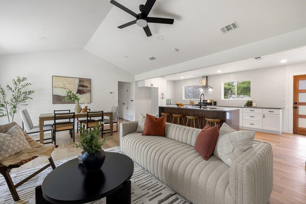 5400 Salem Hill DR, Austin, TX 78745