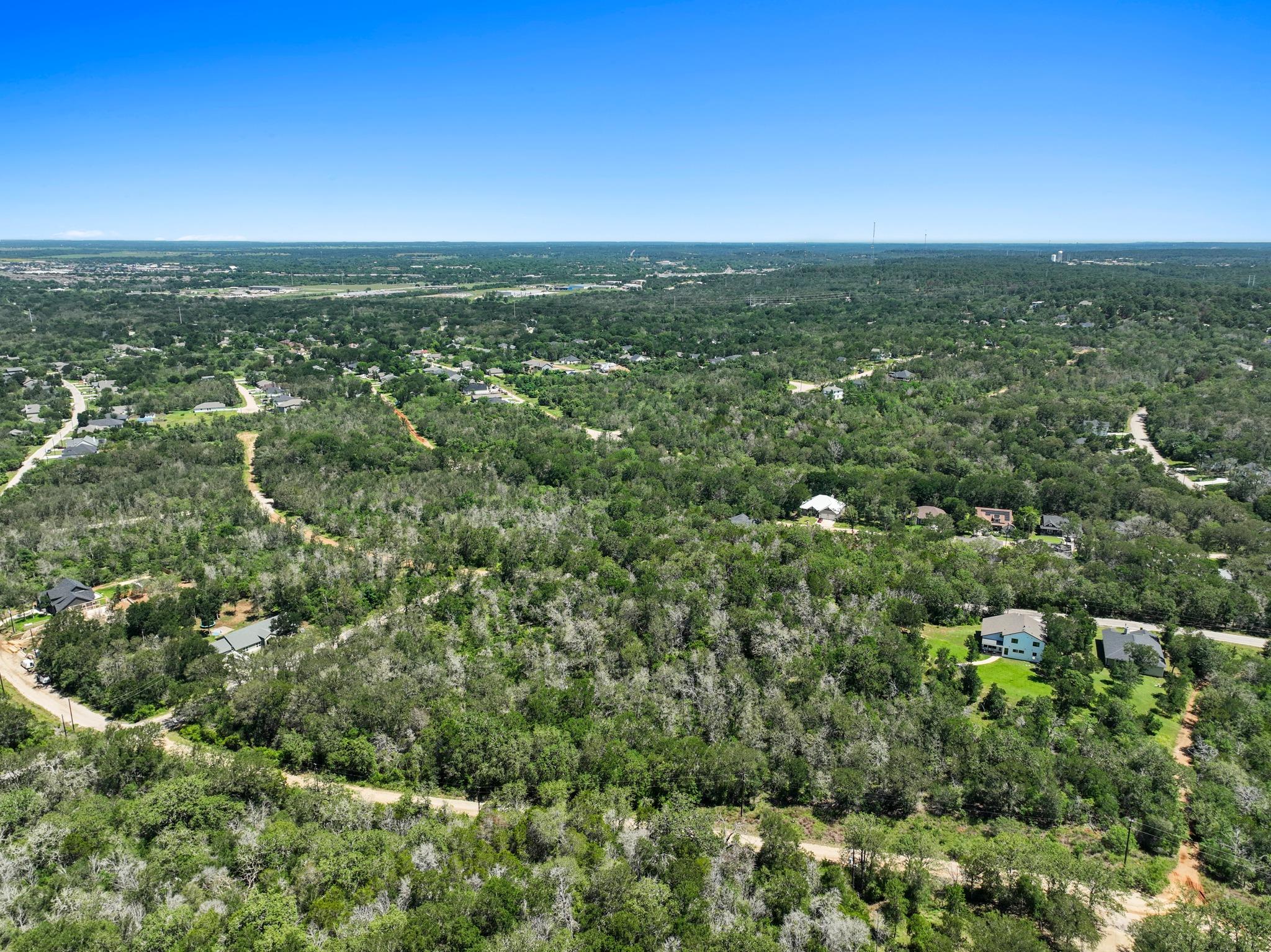 242 Bali Hai LN, Bastrop, TX 78602