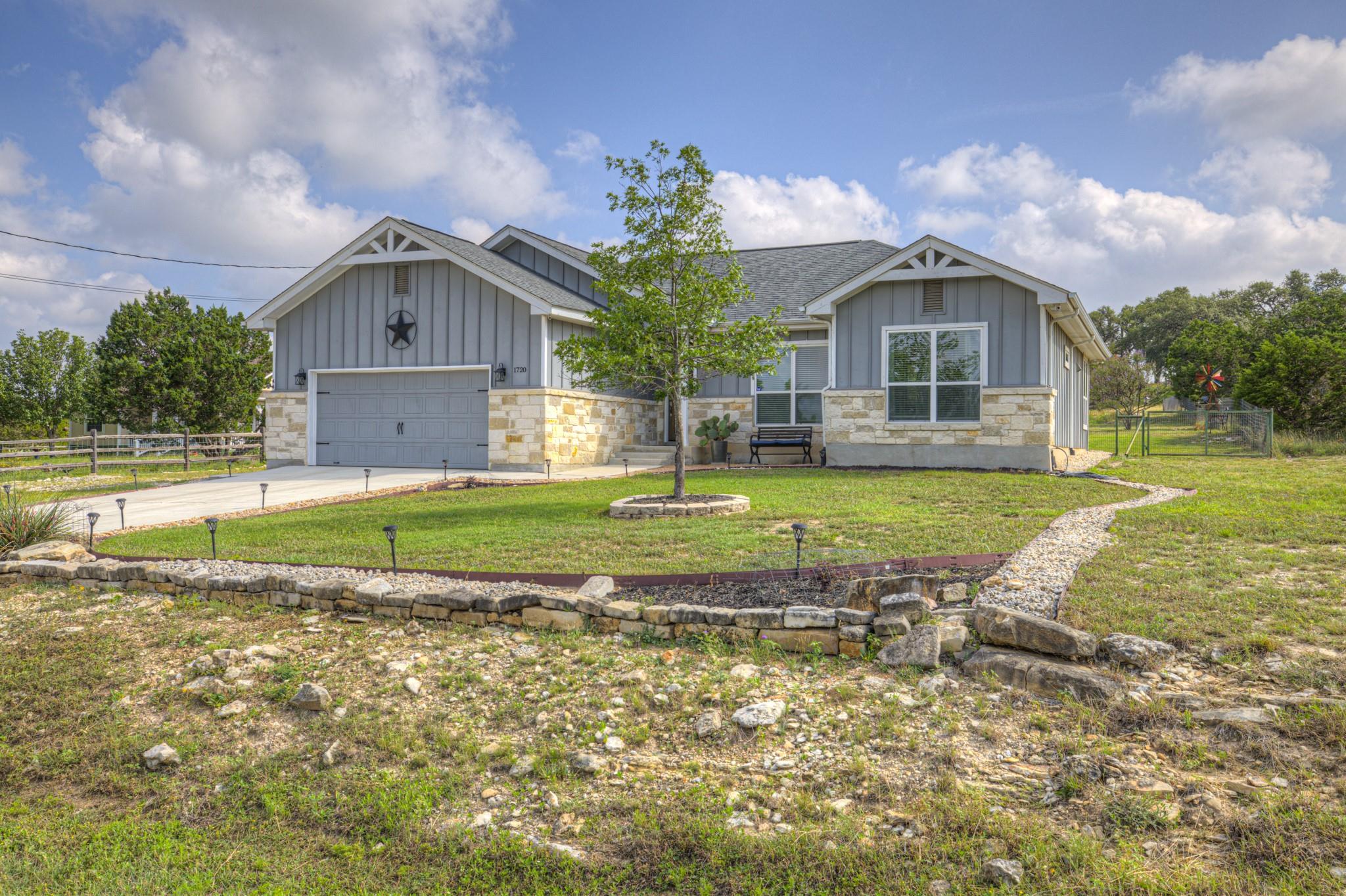 1720 Rocky Ridge Loop, Canyon Lake, TX 78133