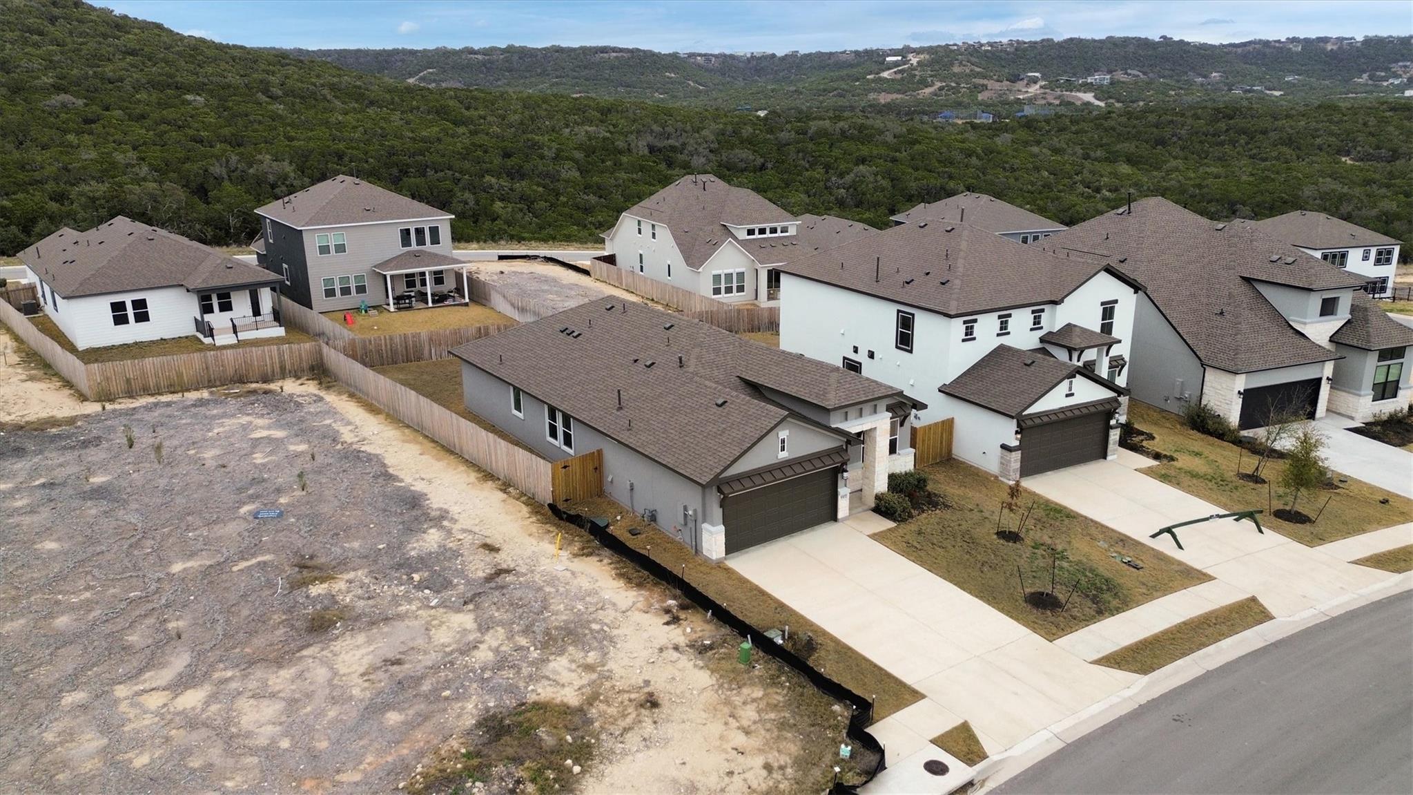 8507 Pine Muhly DR, Lago Vista, TX 78645