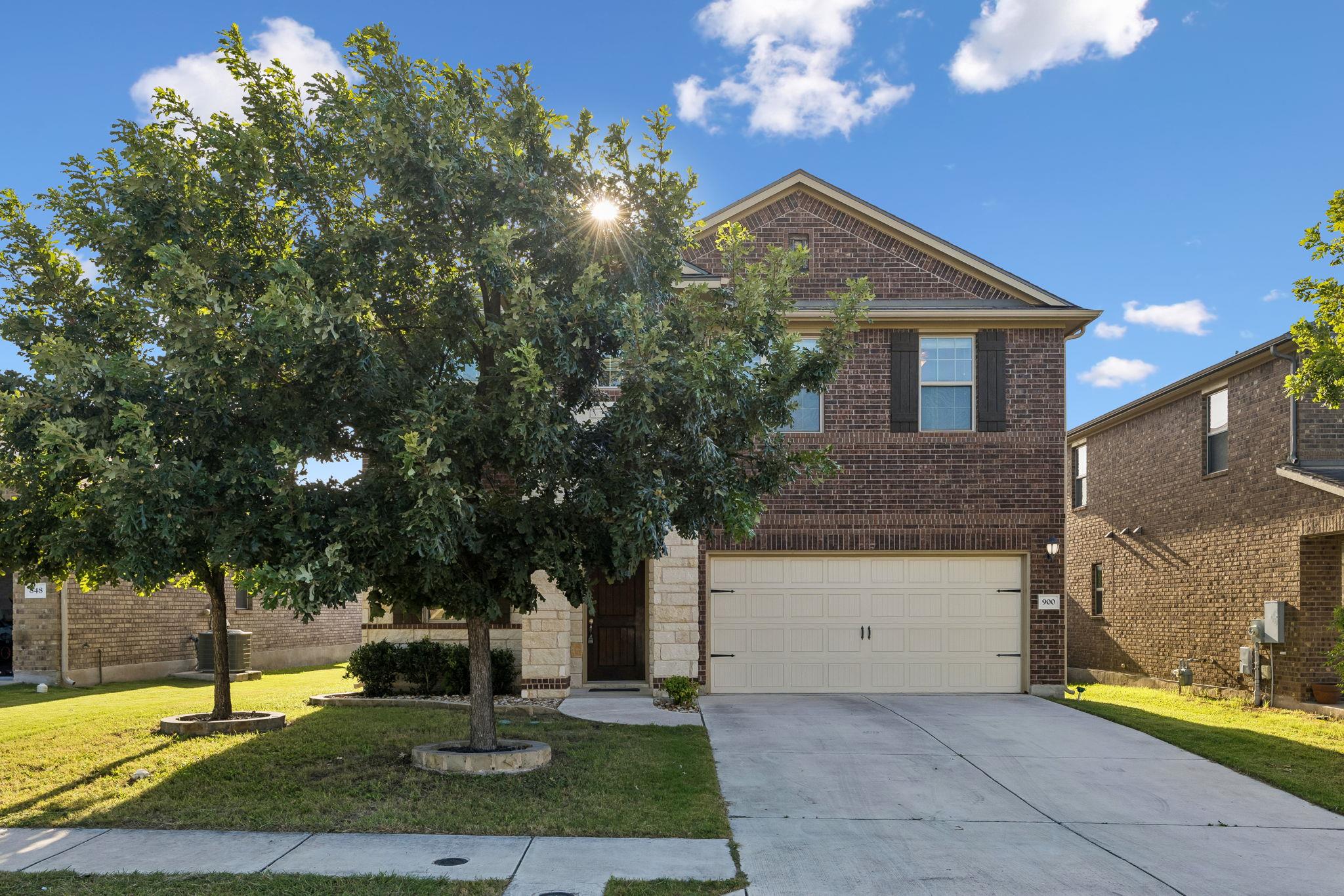 900 Myrna BND, Leander, TX 78641