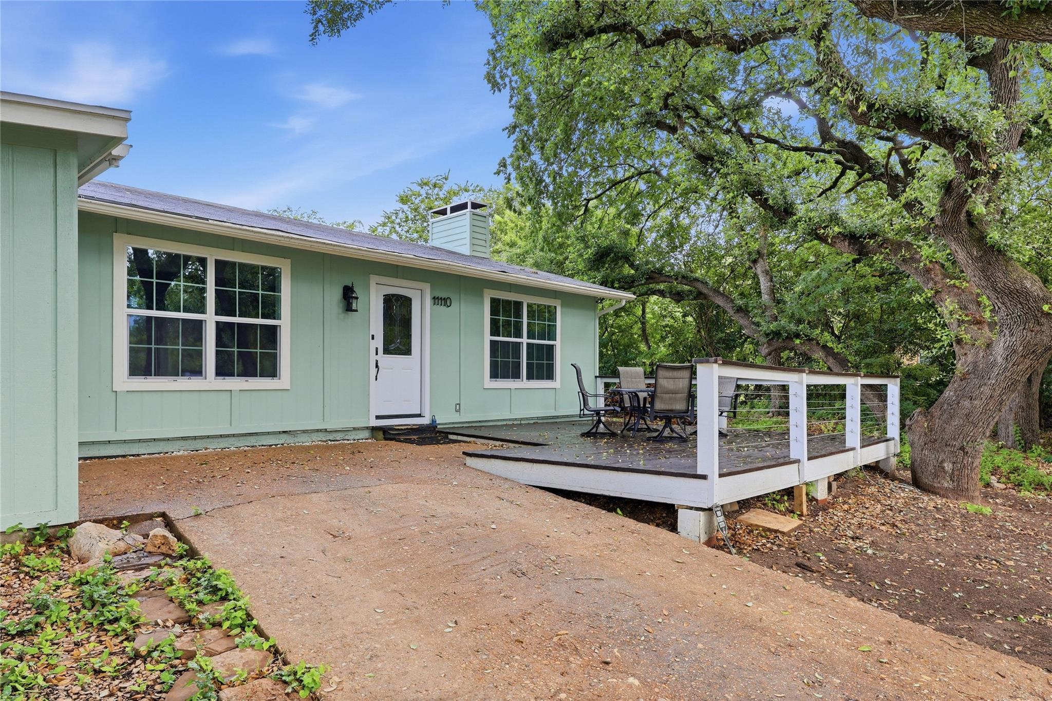 11110 3rd ST, Jonestown, TX 78645