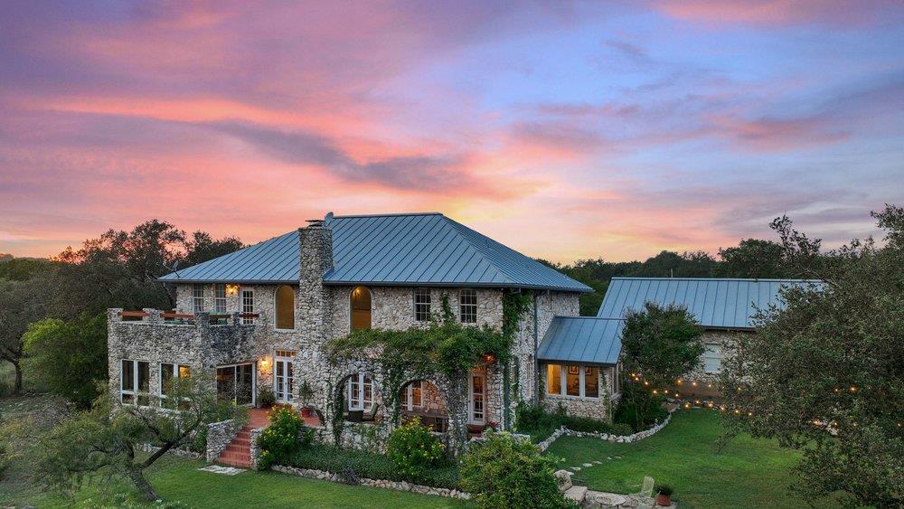 5229 Hupedo Ranch RD, Spicewood, TX 78669