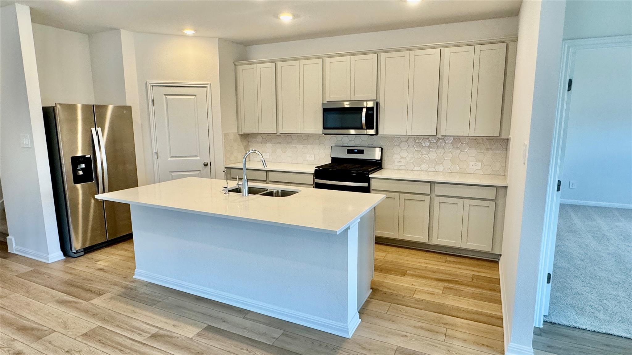 115 Fossil DR, Kyle, TX 78640