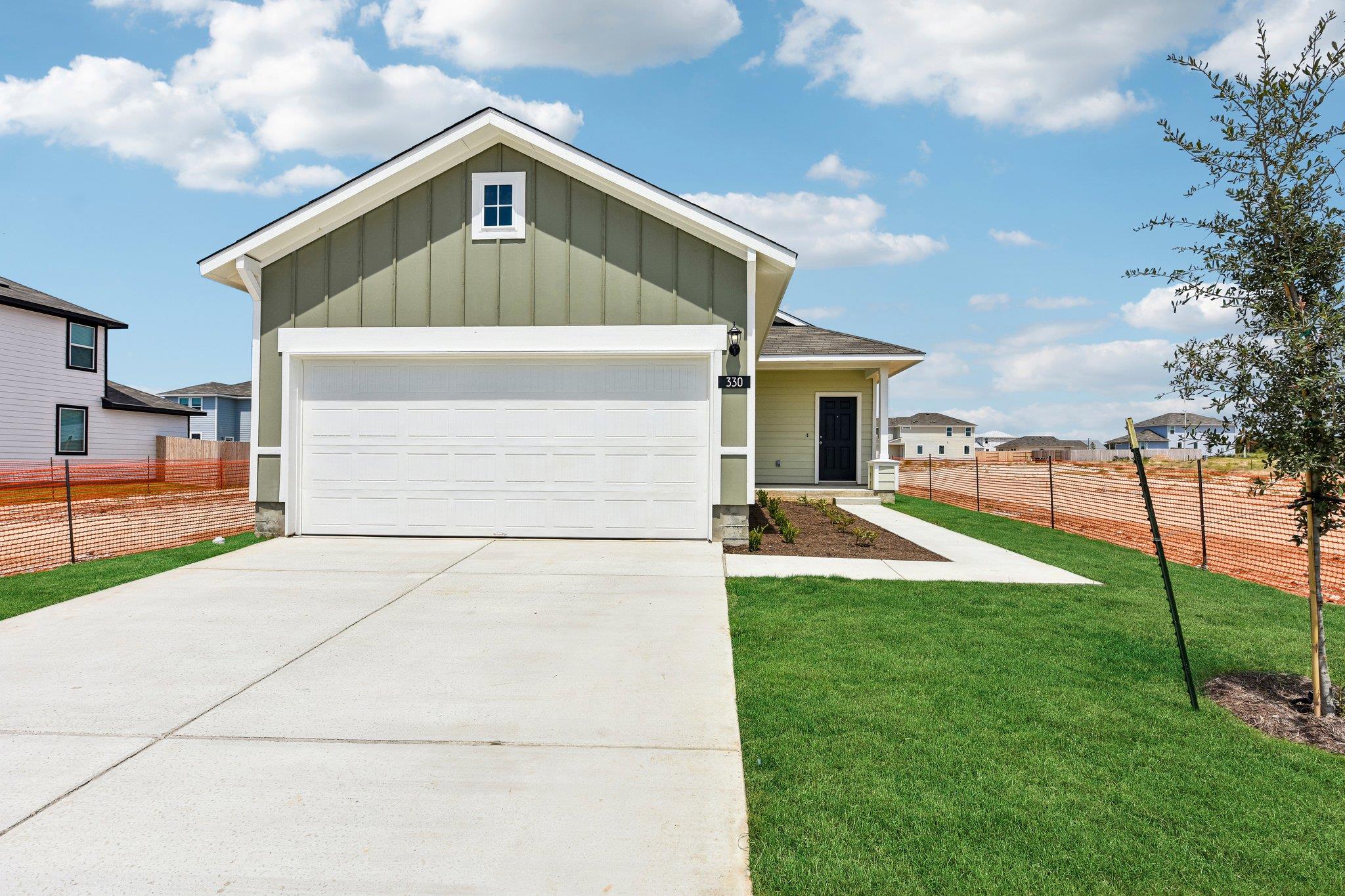 330 Golden Paint TRL, Liberty Hill, TX 78642