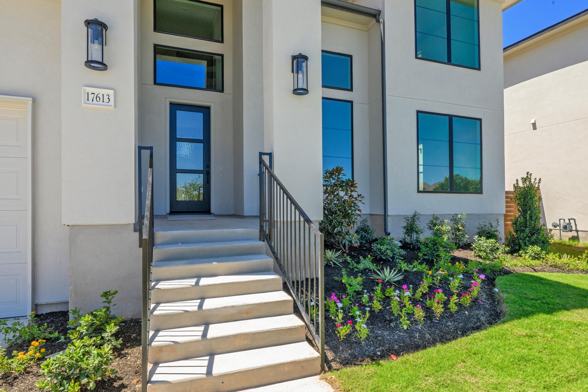 17613 Chamoix DR, Austin, TX 78738