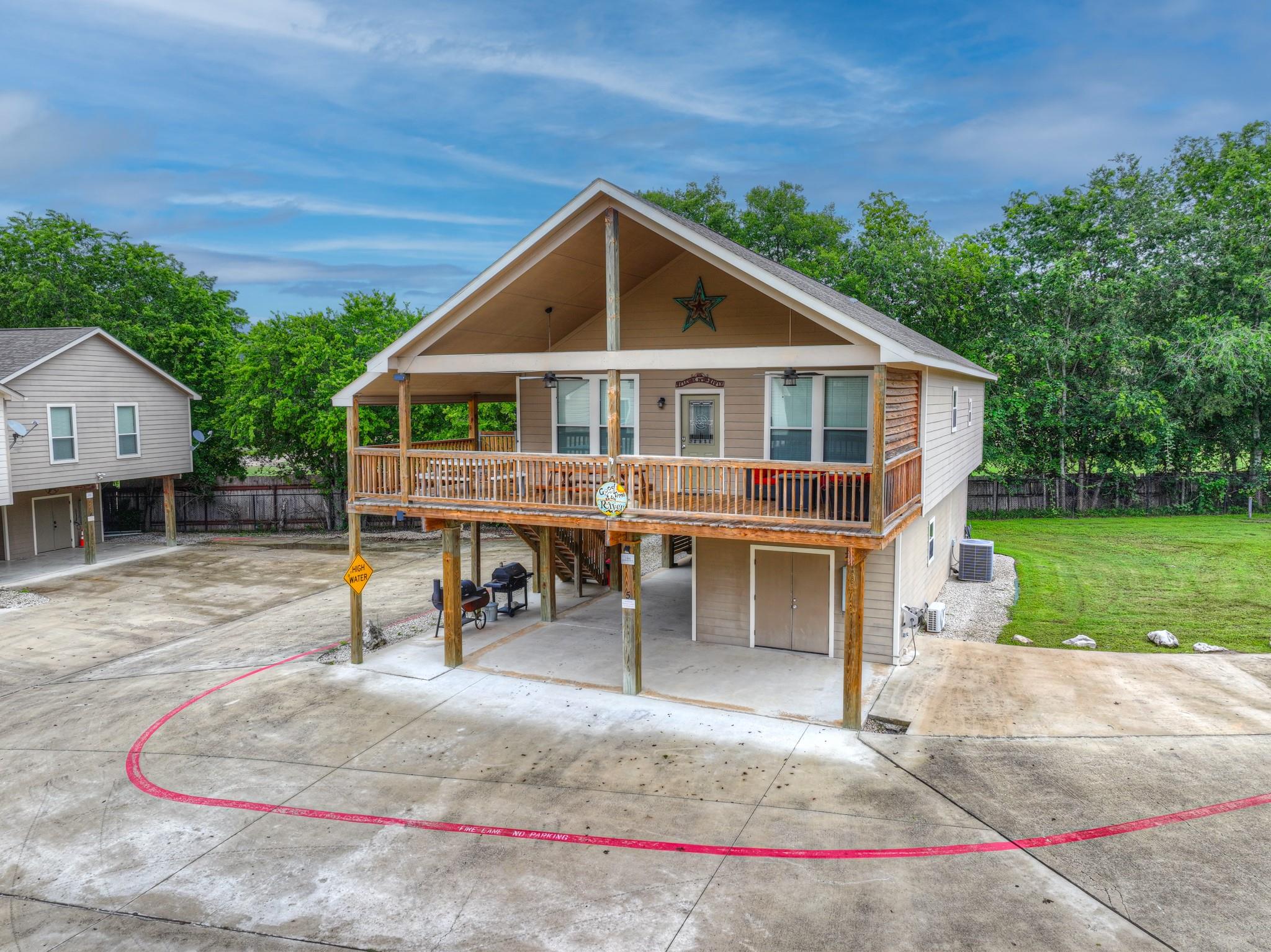 186 River Villas CT, New Braunfels, TX 78132