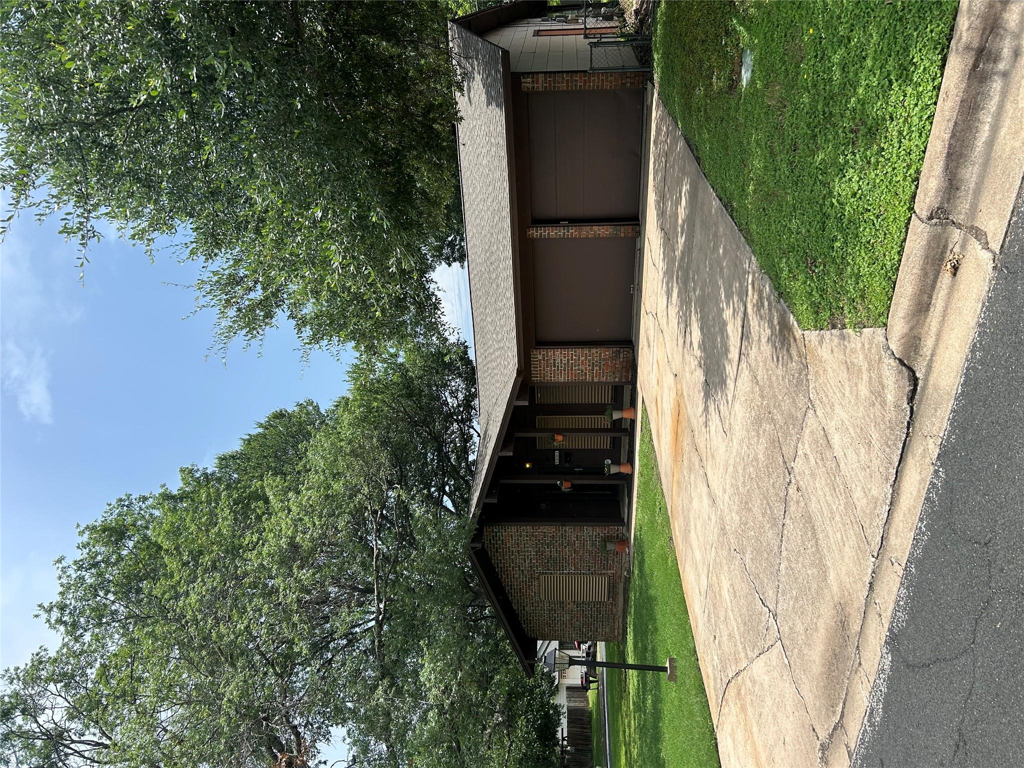 5001 Creekline DR, Austin, TX 78745