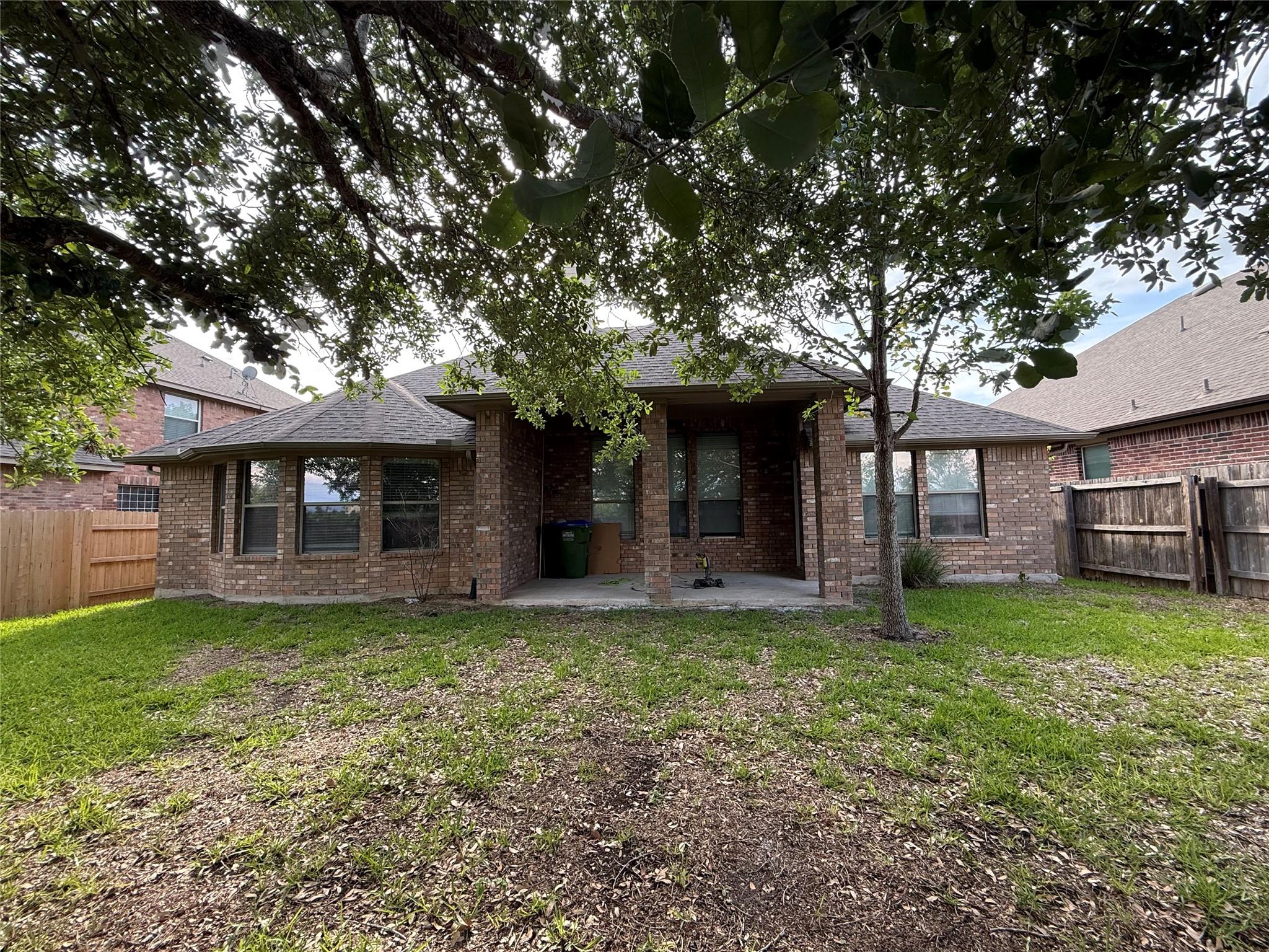 11633 Sun Glass DR, Manor, TX 78653