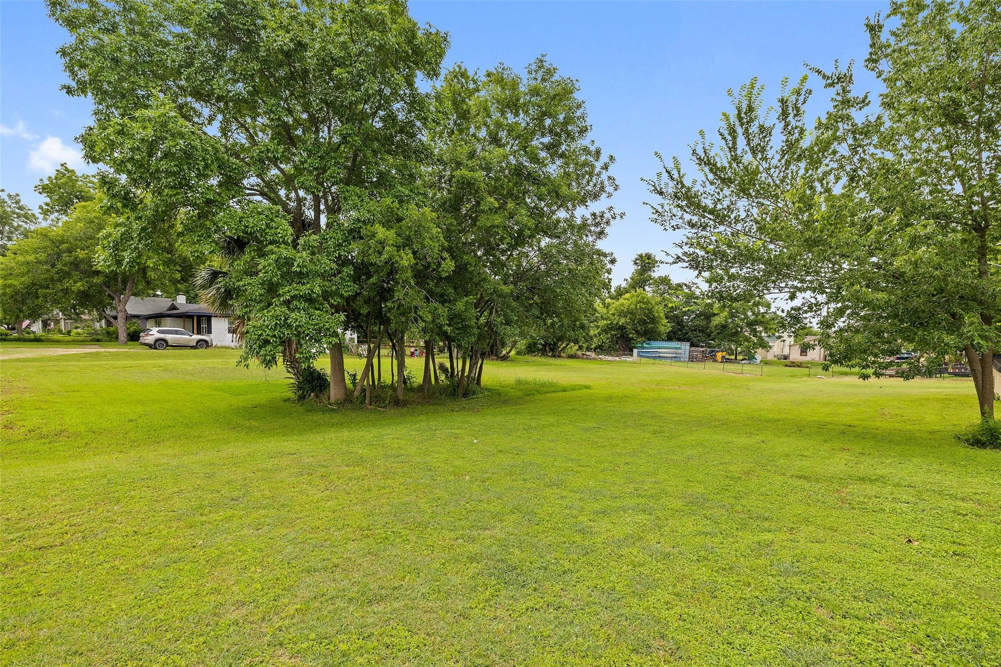 718 Kimbro ST, Taylor, TX 76574