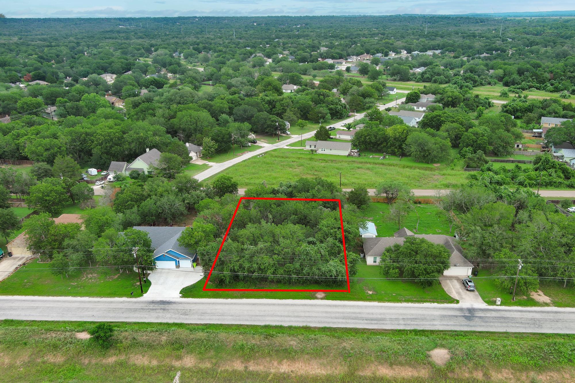 1331 Lovers LN, Bastrop, TX 78602