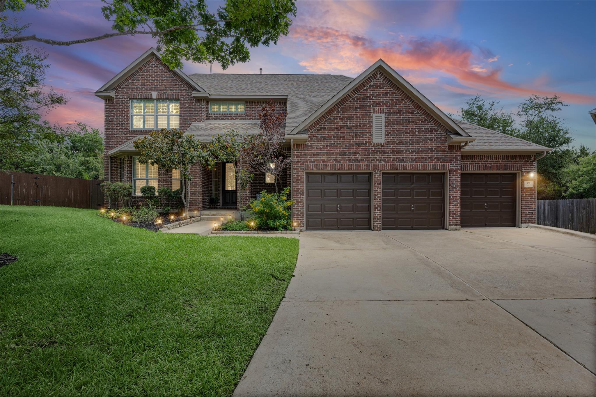 321 Calistoga CT, Austin, TX 78732