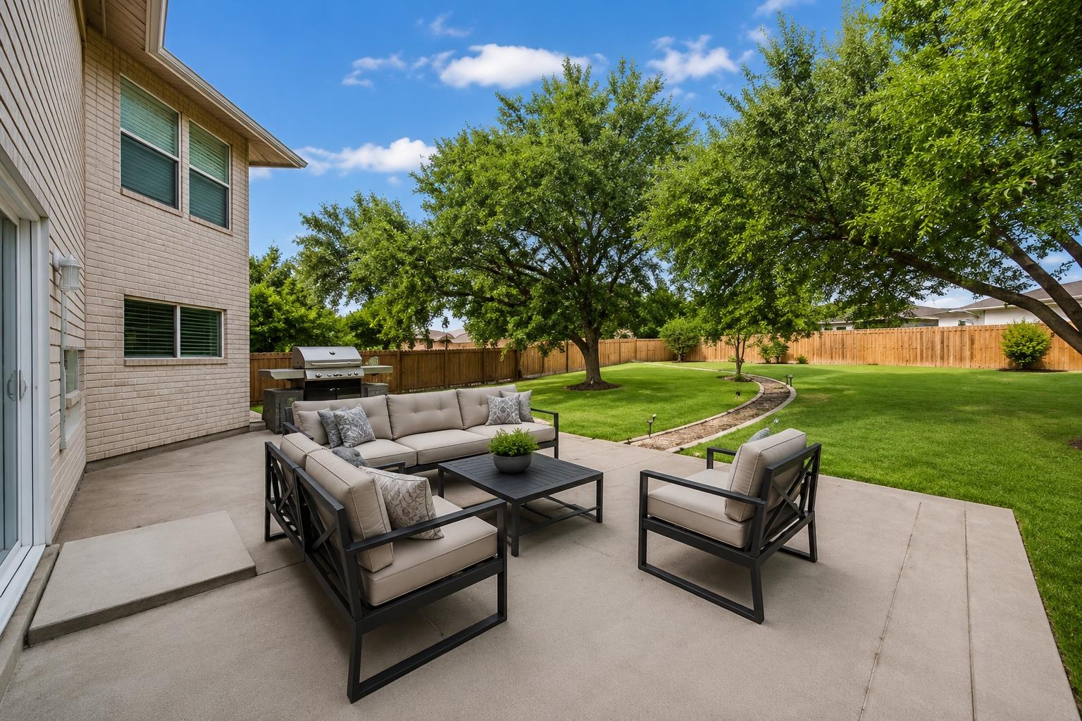 805 Catumet DR, Pflugerville, TX 78660