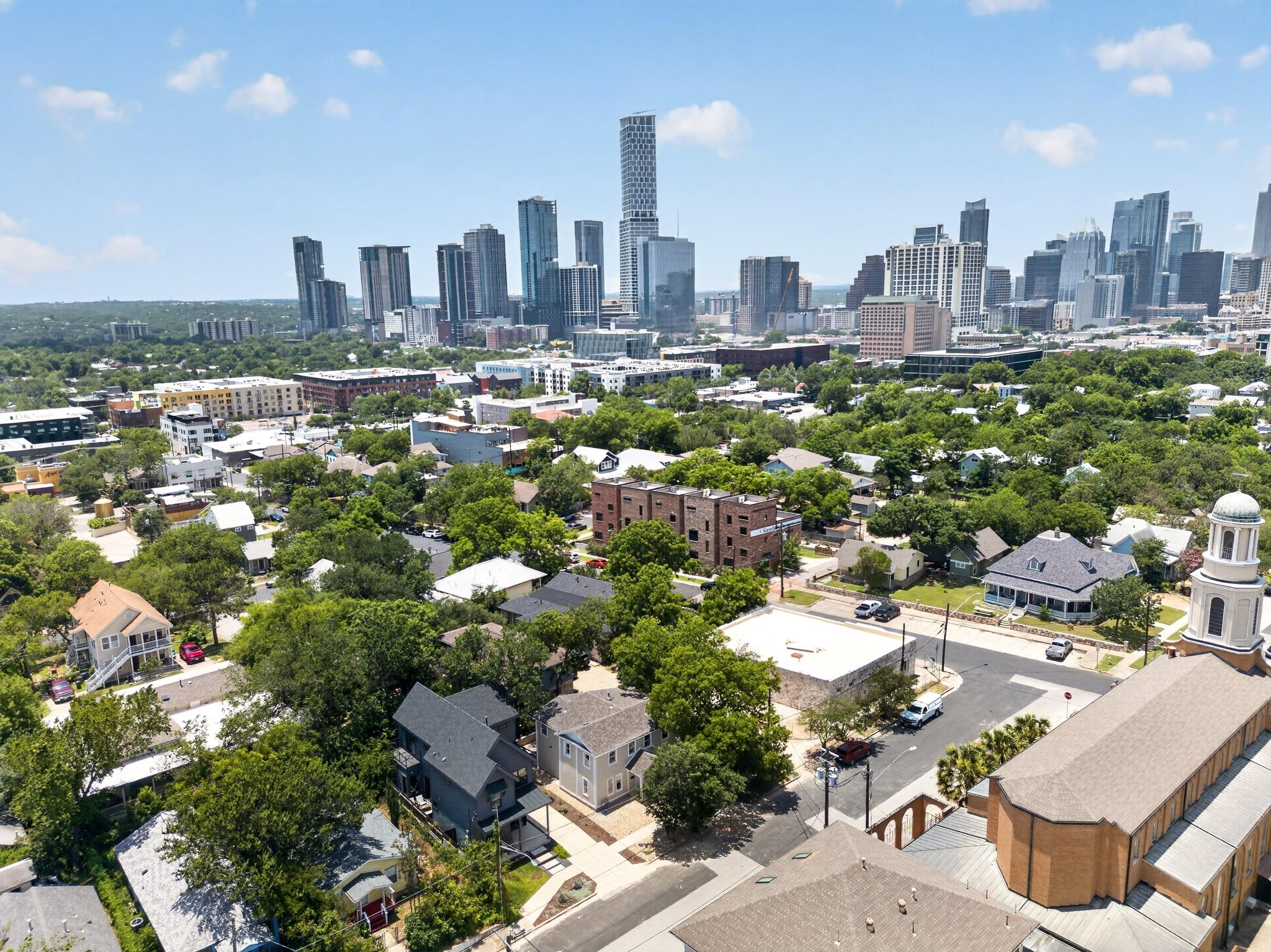 1205 E 9th ST, Austin, TX 78702