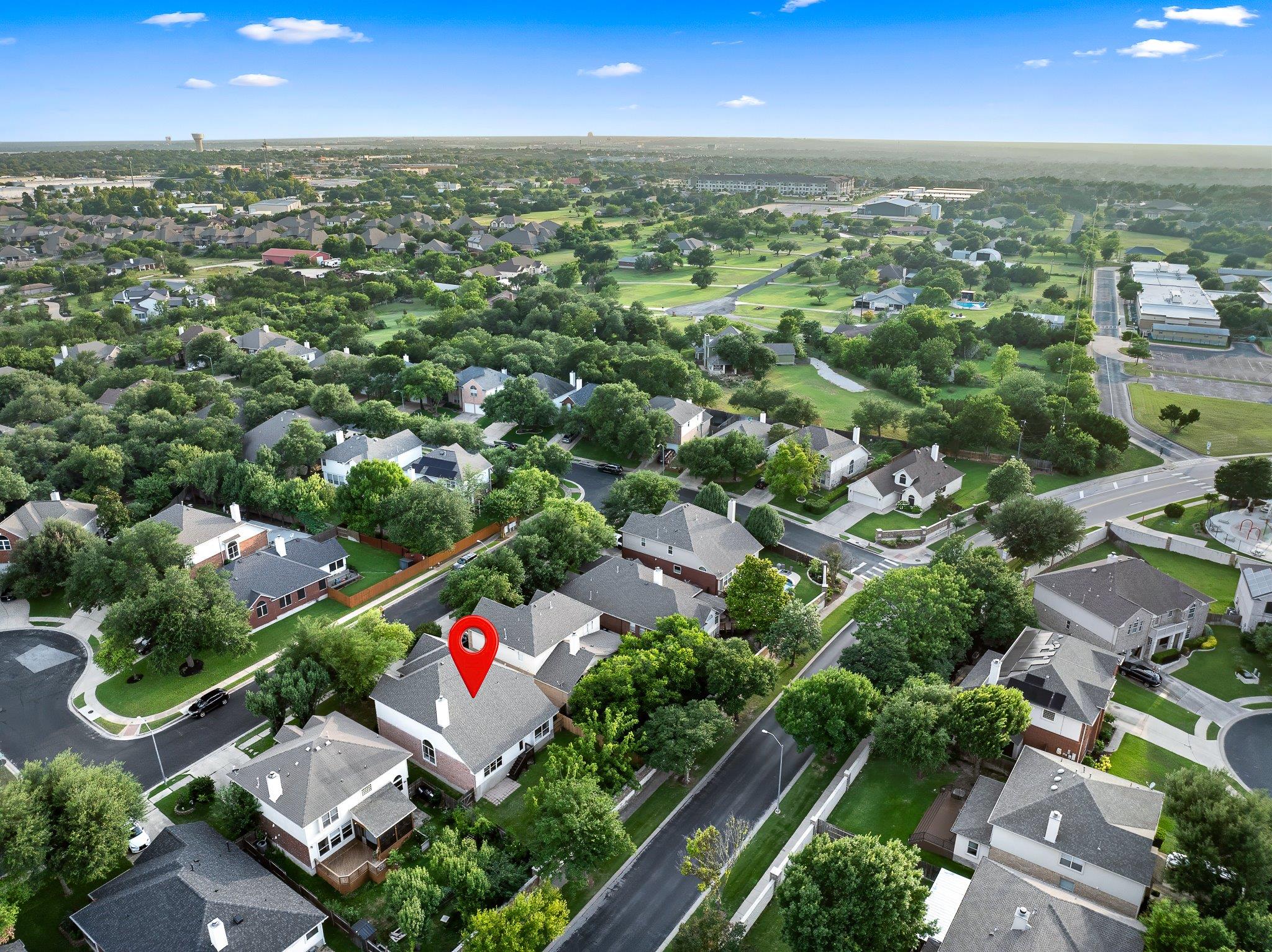2106 Faldo LN, Round Rock, TX 78664