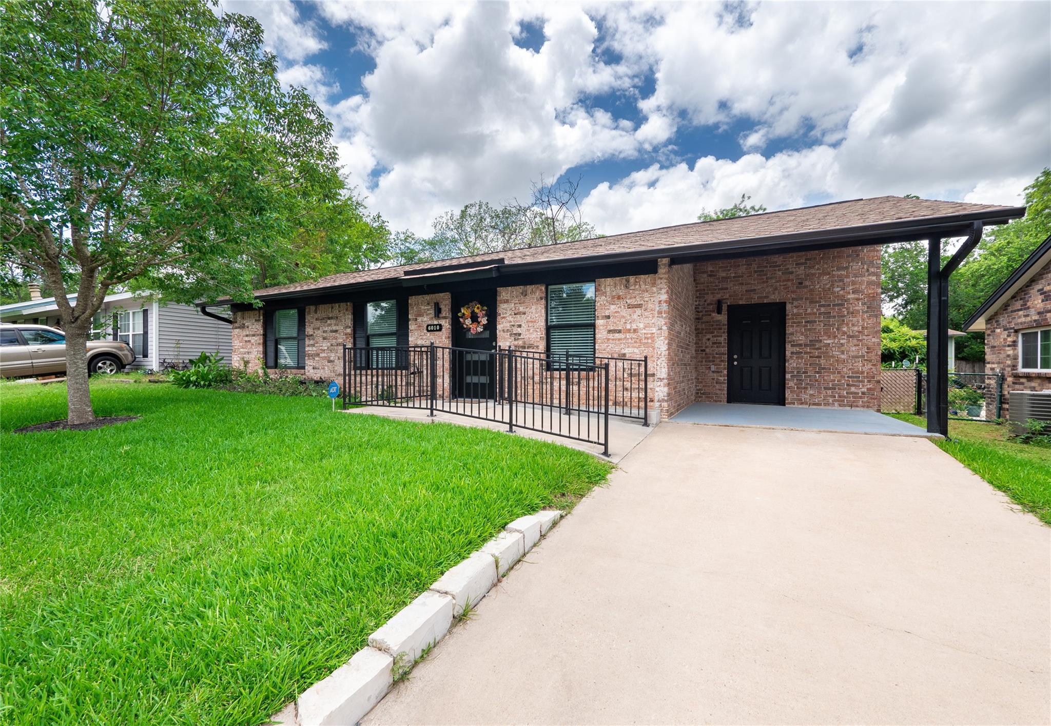 6010 Waycross DR, Austin, TX 78745